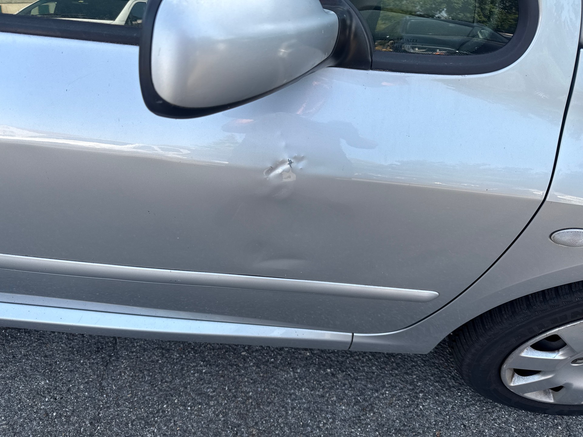 PEUGEOT 307 2.0 16V XS-image-7