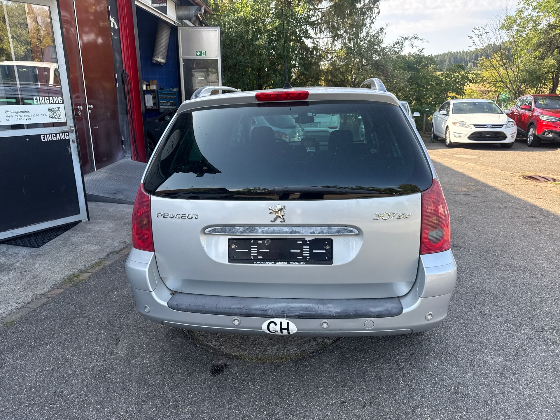 PEUGEOT 307 2.0 16V XS-image-4