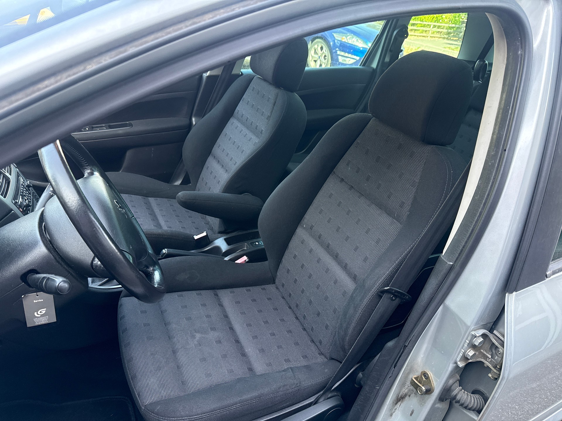 PEUGEOT 307 2.0 16V XS-image-14