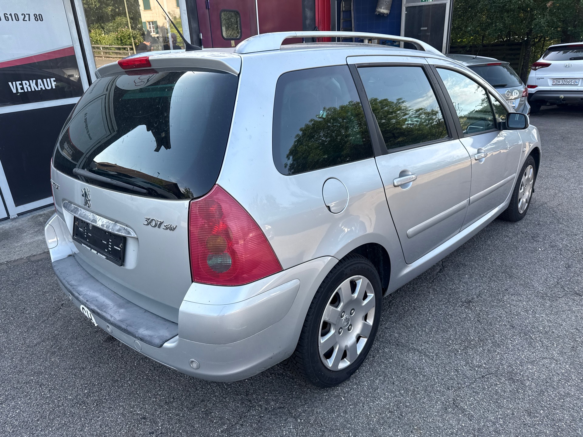 PEUGEOT 307 2.0 16V XS-image-5