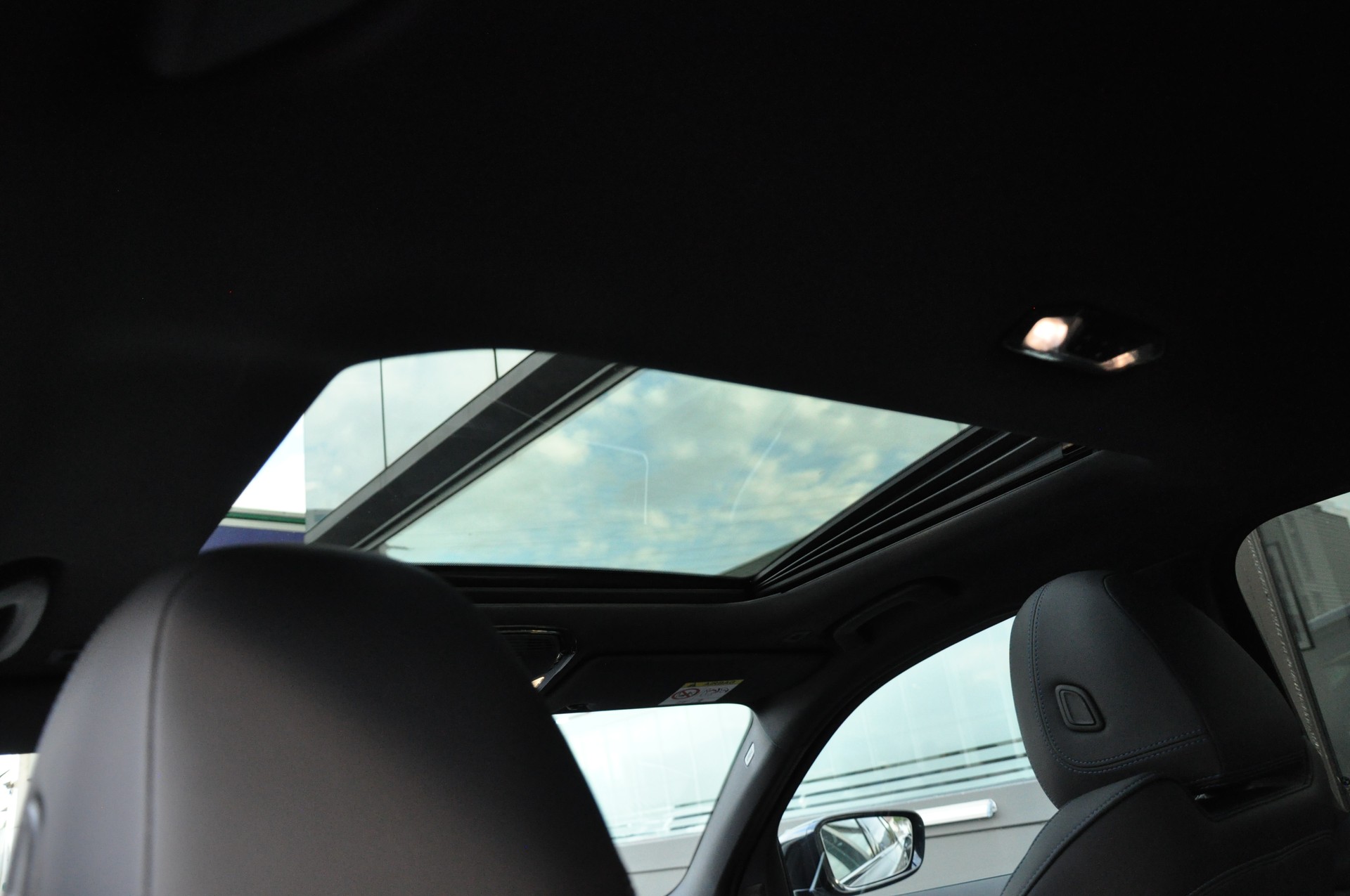 BMW 320d xDrive 48V Steptronic M Sport Pro-image-21