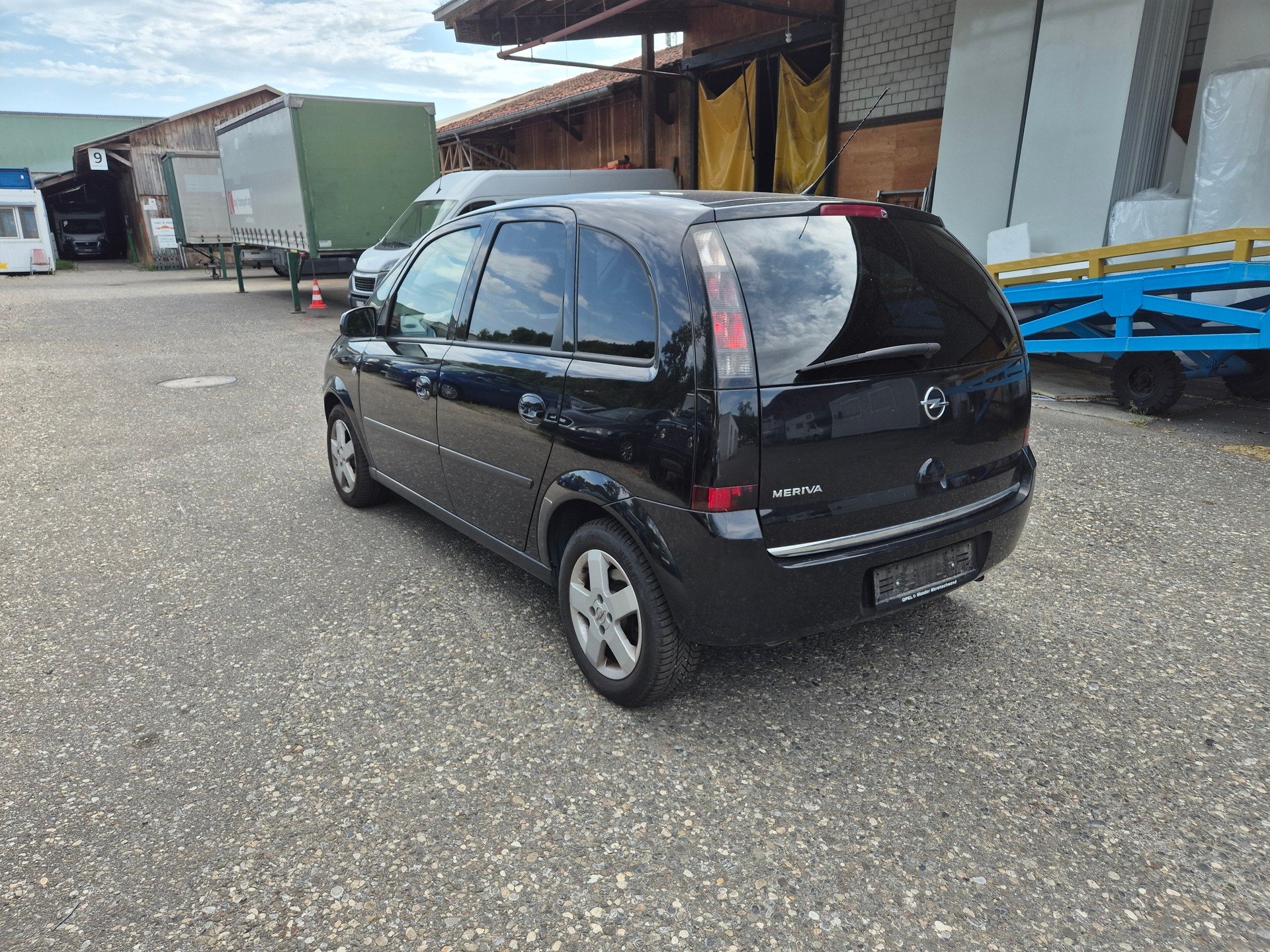 OPEL Meriva 1.6i-16 TP (Essentia)-image-4