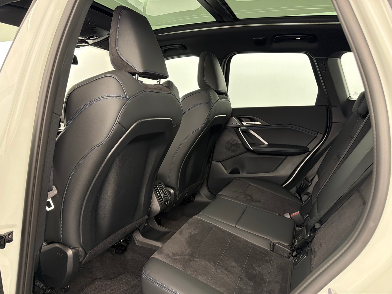 BMW X1 xDrive 20d 48V M Sport-image-5