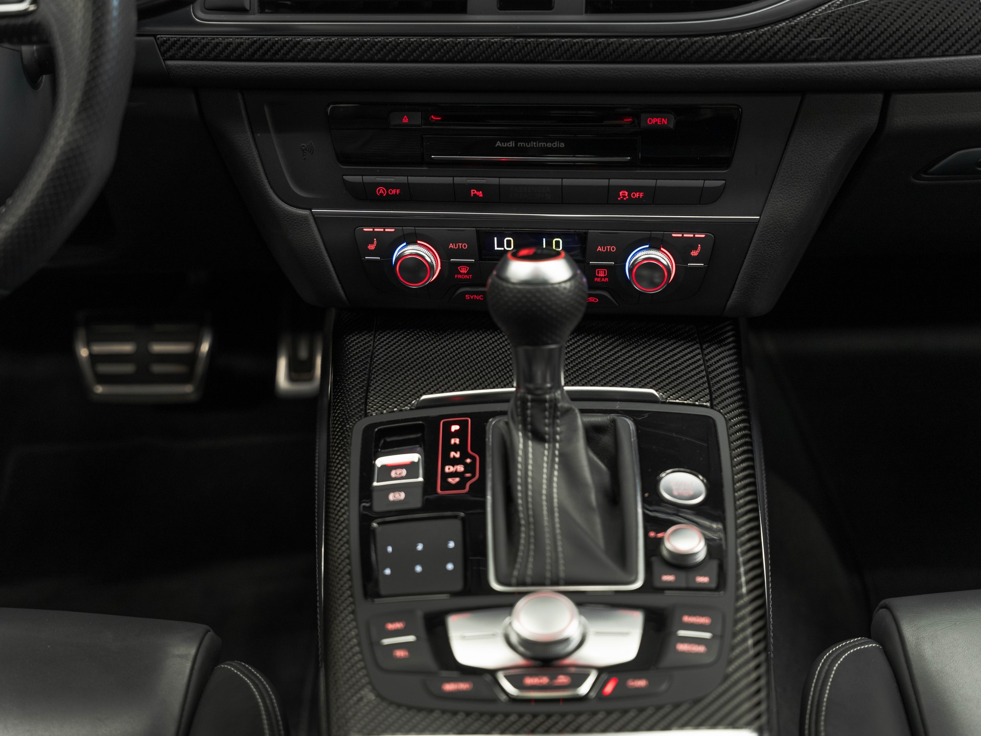AUDI RS6 Avant 4.0 TFSI V8 quattro Tiptronic-image-23