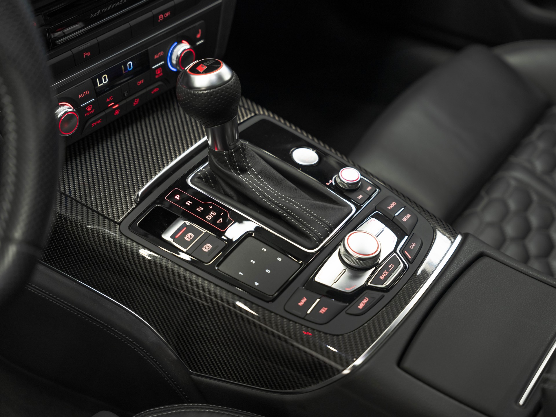 AUDI RS6 Avant 4.0 TFSI V8 quattro Tiptronic-image-20