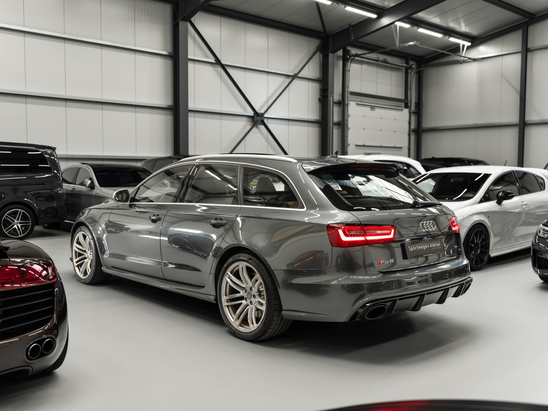 AUDI RS6 Avant 4.0 TFSI V8 quattro Tiptronic-image-1