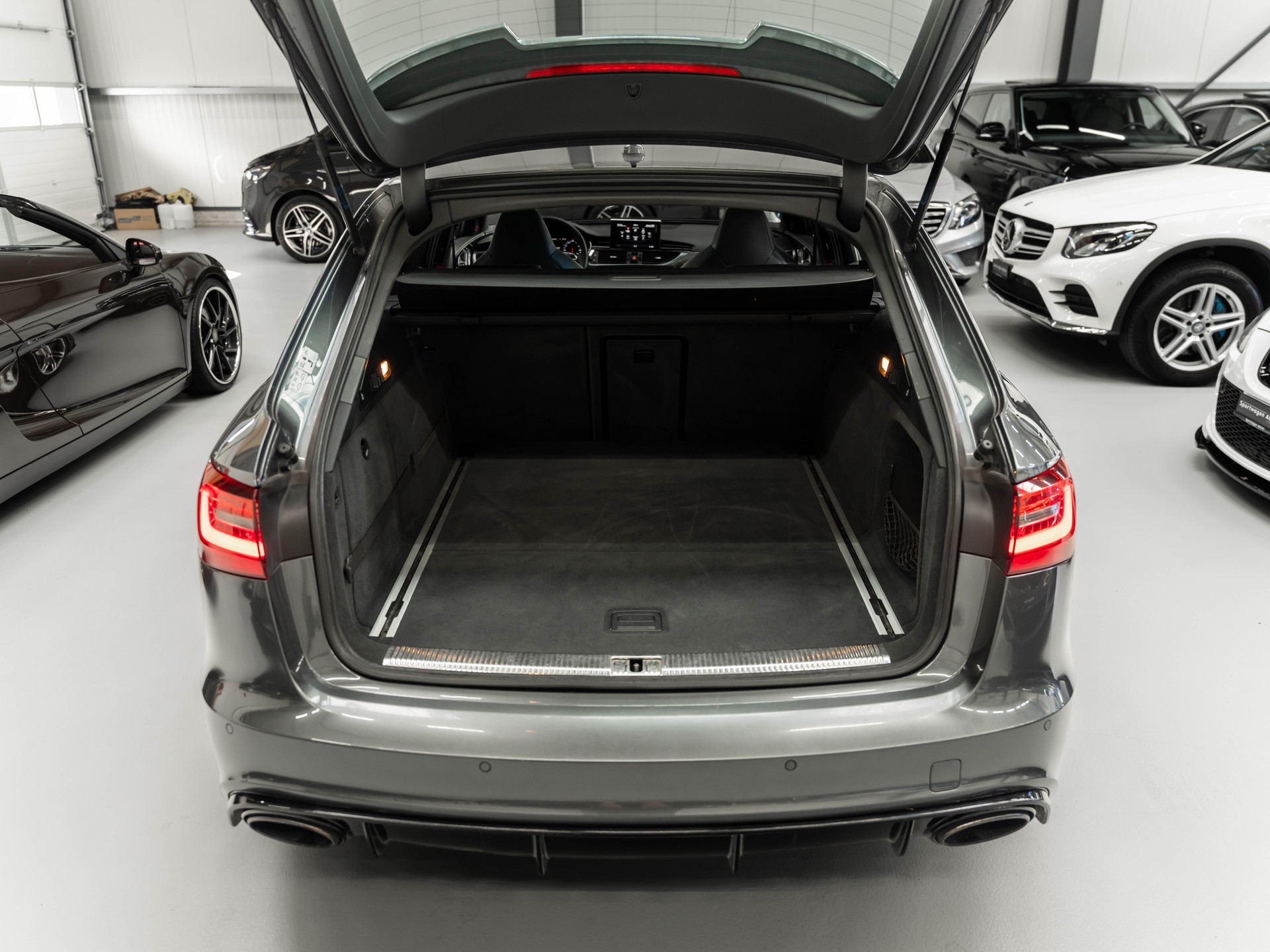 AUDI RS6 Avant 4.0 TFSI V8 quattro Tiptronic-image-29