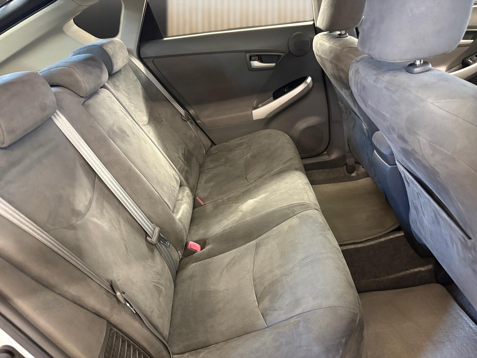 TOYOTA Prius 1.8 16V HSD Sol-image-12