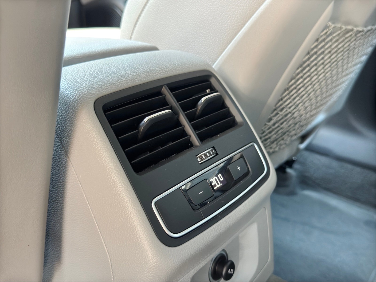 AUDI A4 allroad 2.0 TDI quattro S-tronic-image-26