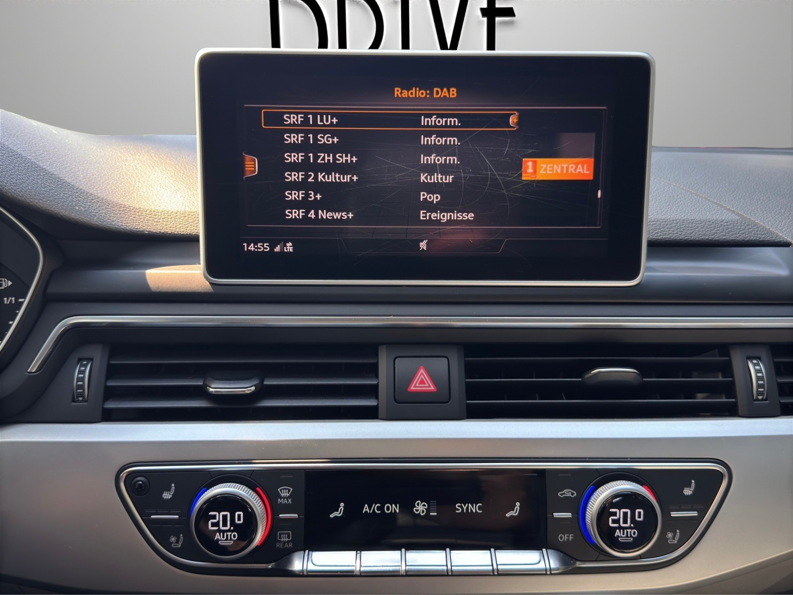AUDI A4 allroad 2.0 TDI quattro S-tronic-image-14
