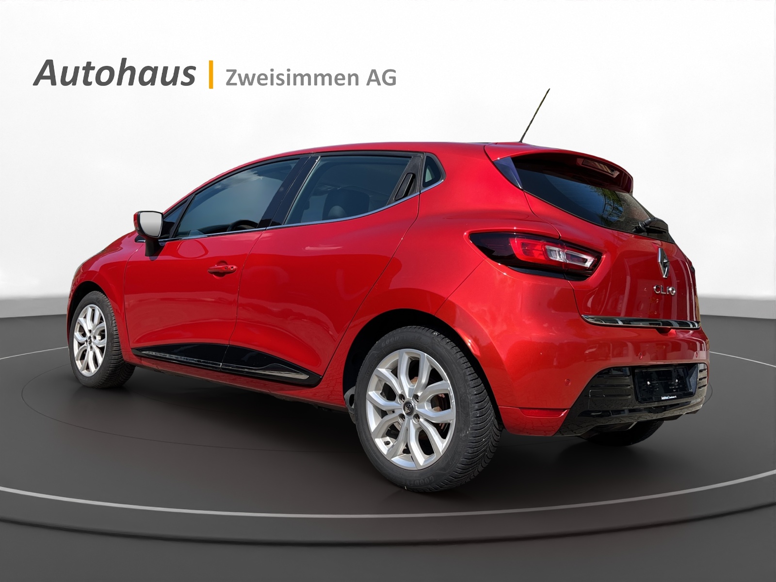 RENAULT Clio 0.9 Intens-image-2