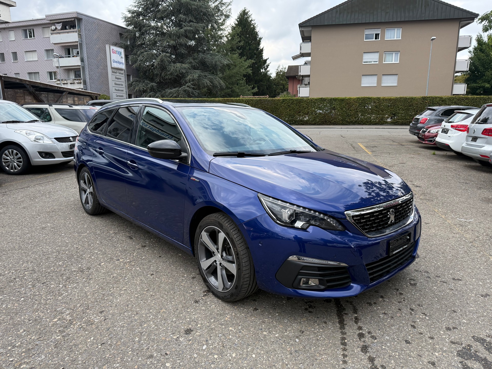 PEUGEOT 308 SW 1.5 BlueHDI GT Line EAT8-image-1