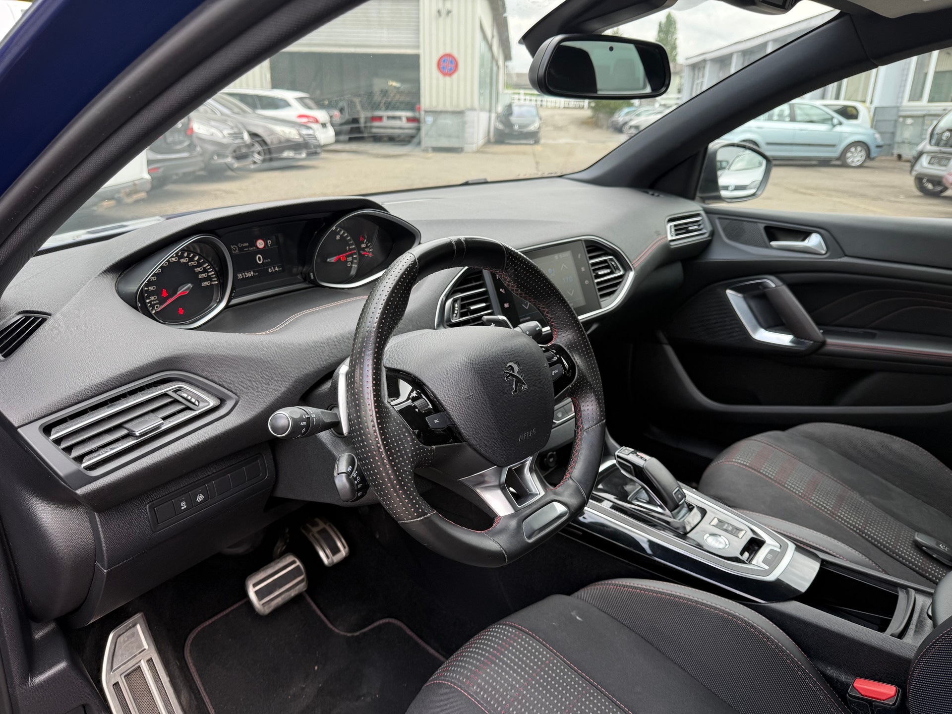 PEUGEOT 308 SW 1.5 BlueHDI GT Line EAT8-image-7
