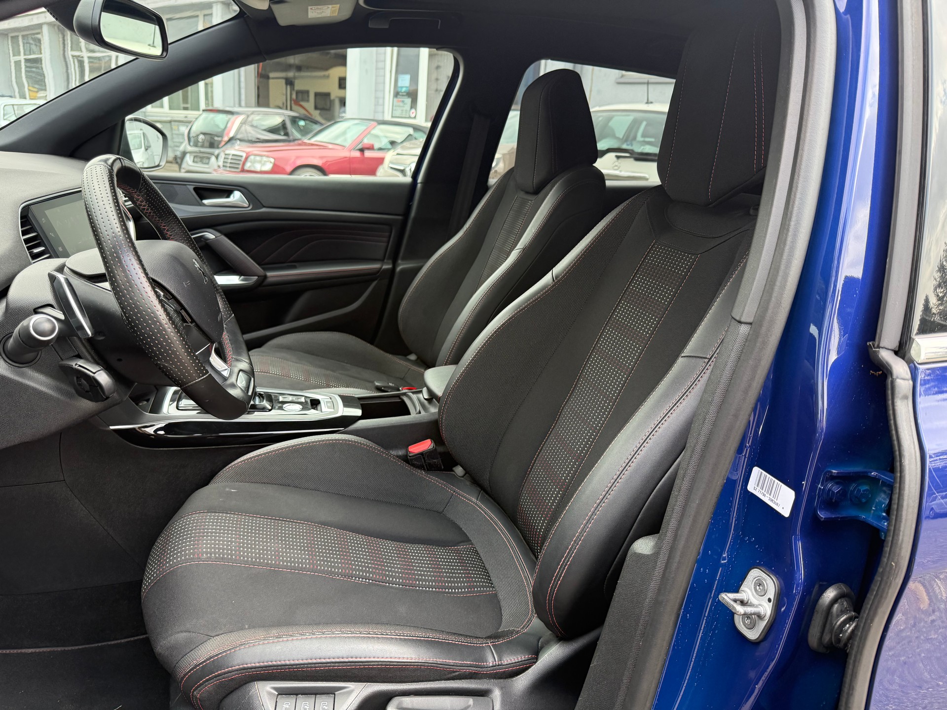 PEUGEOT 308 SW 1.5 BlueHDI GT Line EAT8-image-5