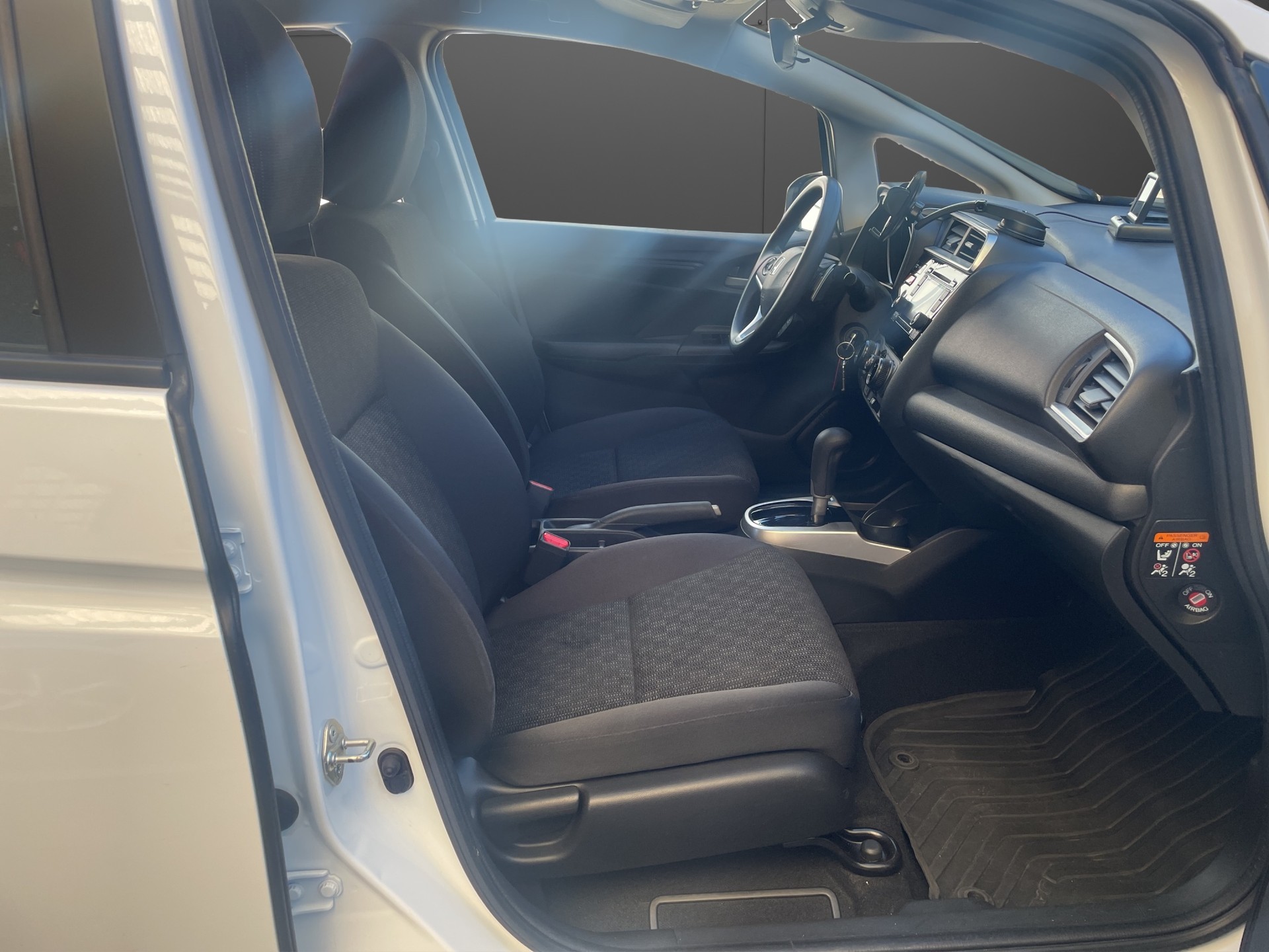 HONDA Jazz 1.3i-VTEC Trend CVT-image-15
