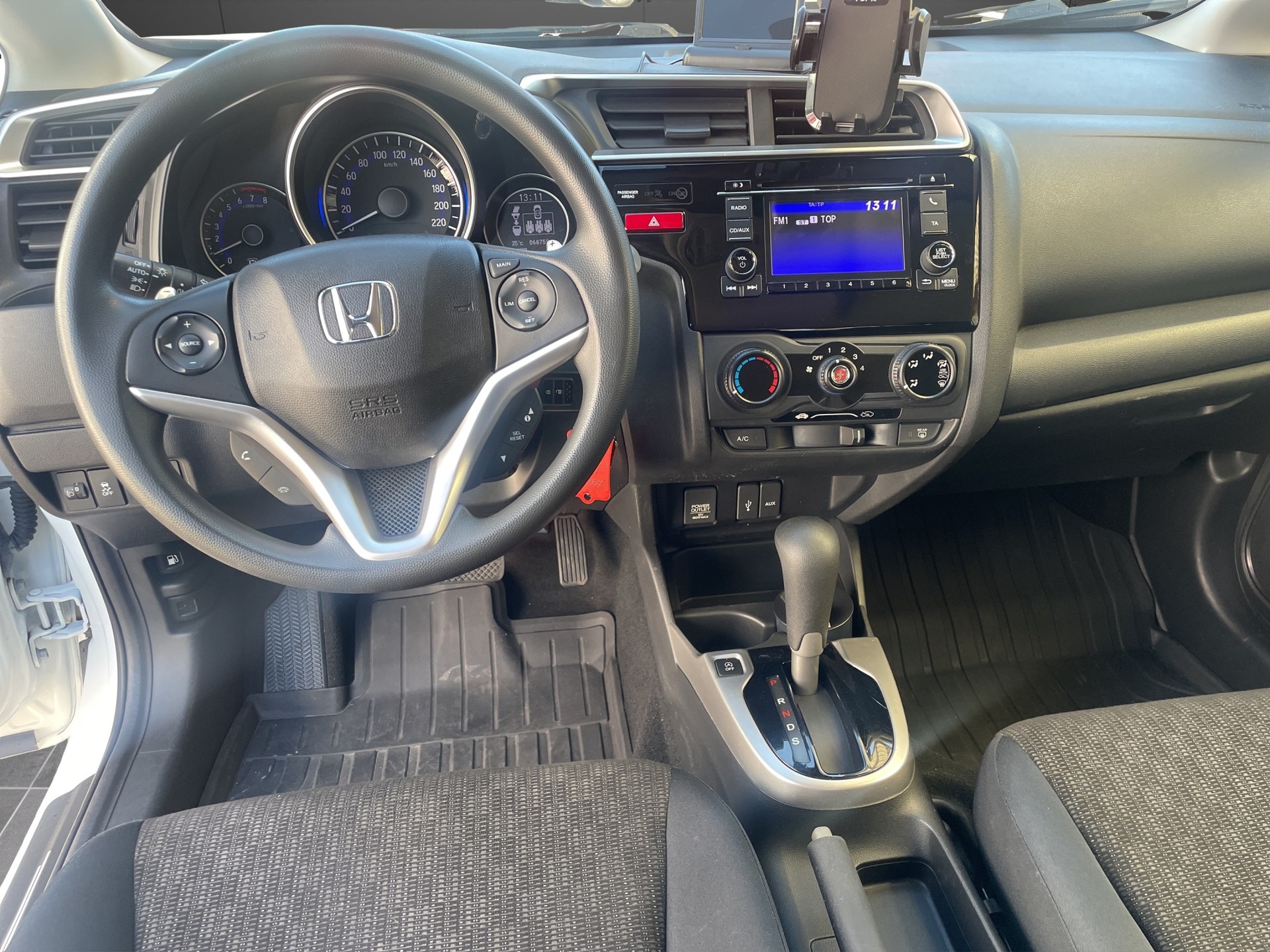 HONDA Jazz 1.3i-VTEC Trend CVT-image-9