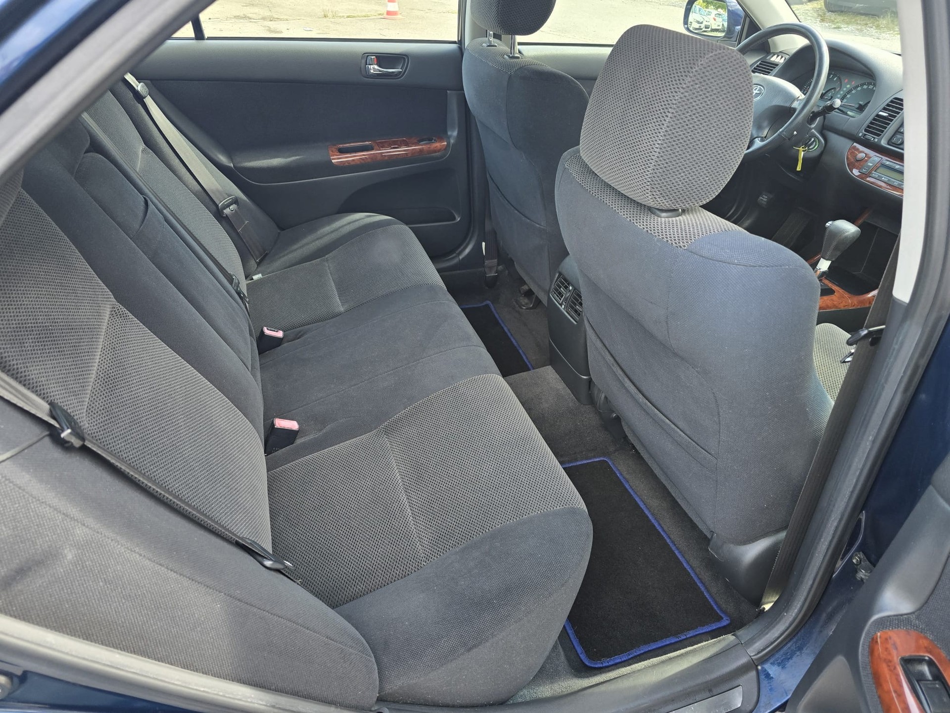 TOYOTA Camry 2.4-image-11