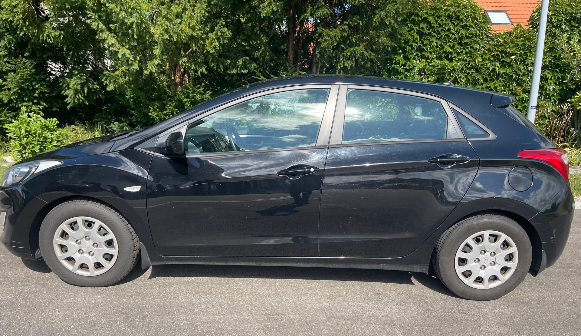 HYUNDAI i30 1.4 Comfort-image-1