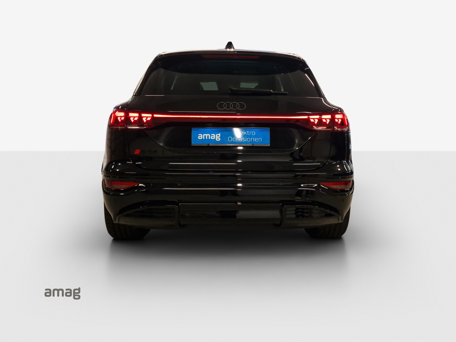 AUDI SQ6 e-tron quattro-image-3