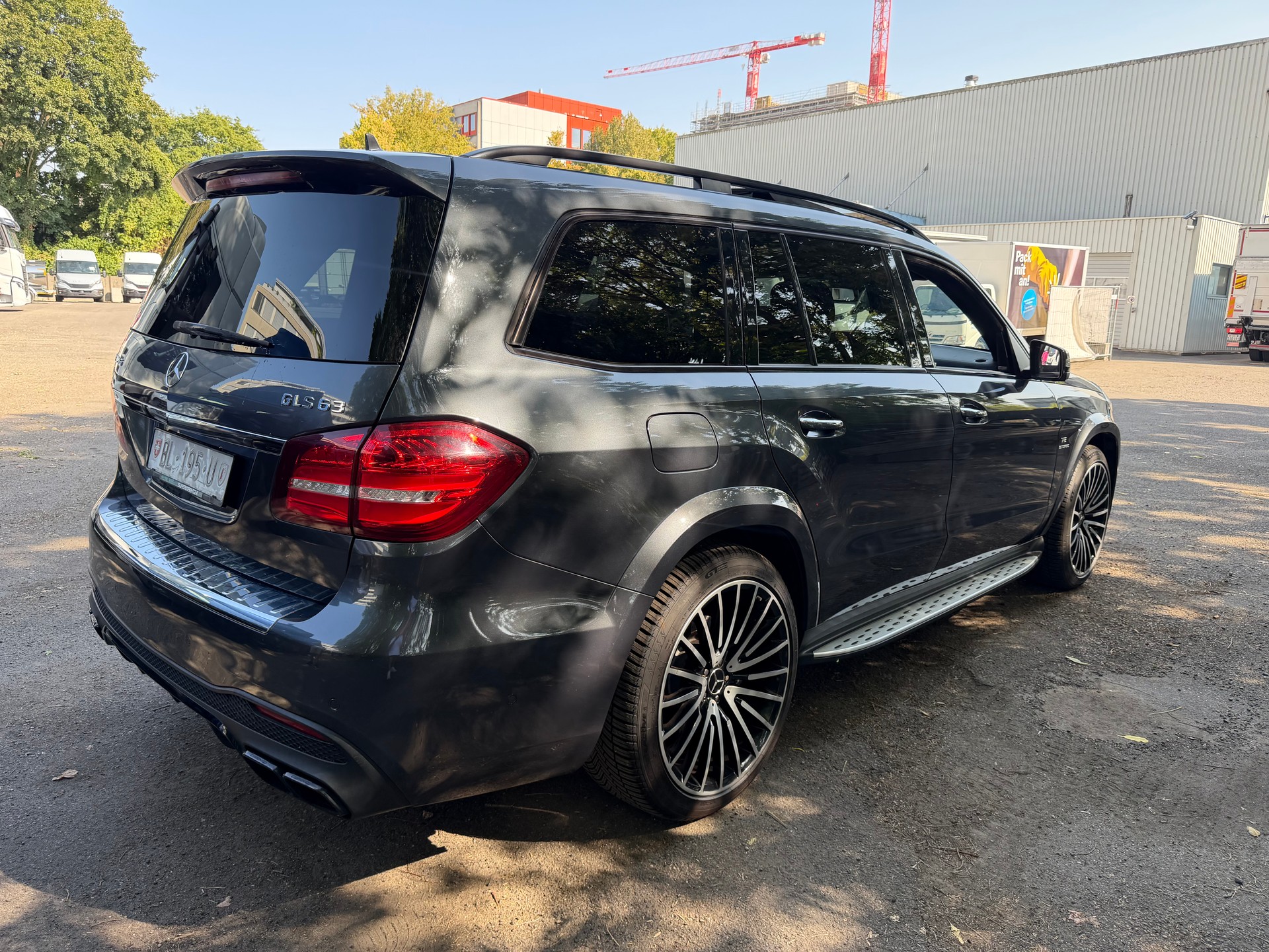 MERCEDES-BENZ GLS 63 AMG 4Matic Speedshift Plus 7G-Tronic-image-4