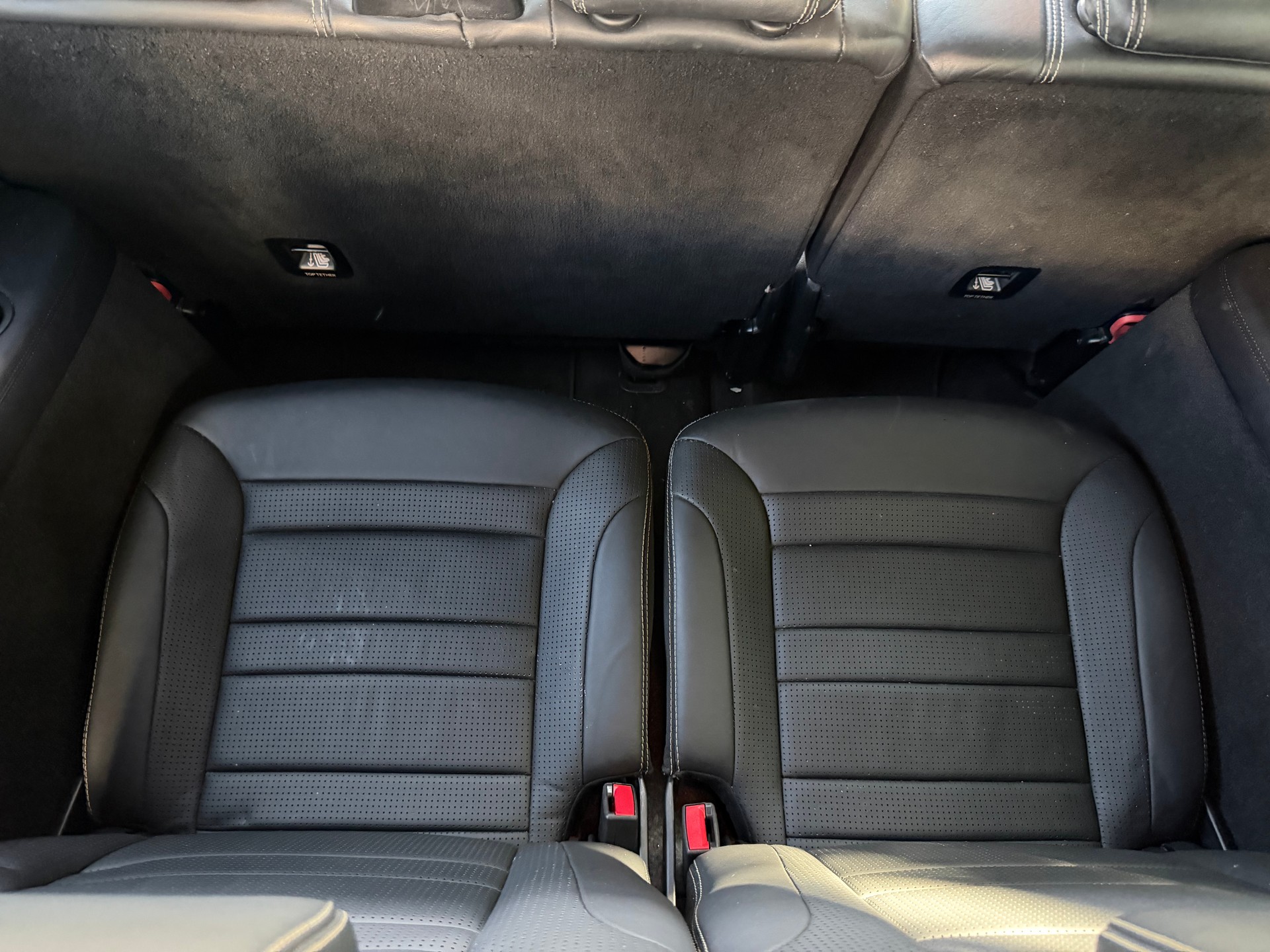 MERCEDES-BENZ GLS 63 AMG 4Matic Speedshift Plus 7G-Tronic-image-12