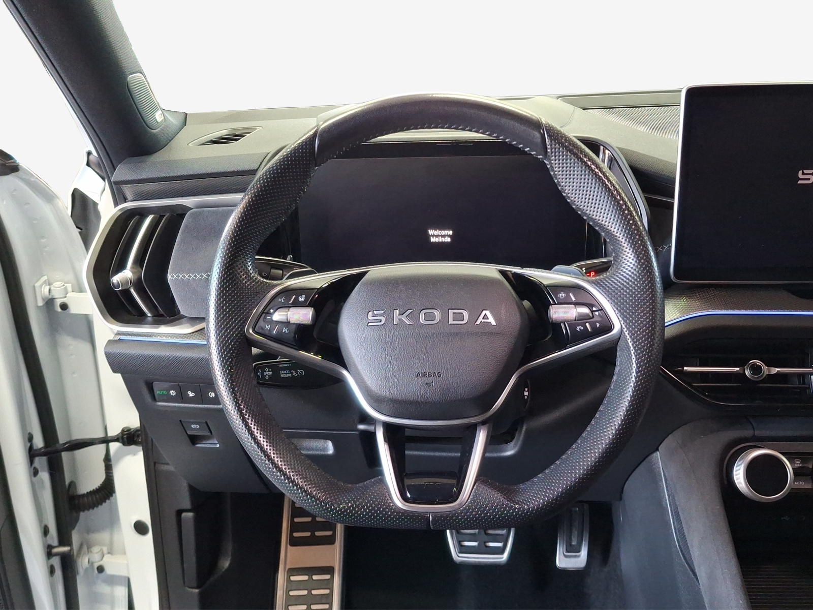 SKODA Kodiaq 2.0 TSI Sportline 4x4-image-9