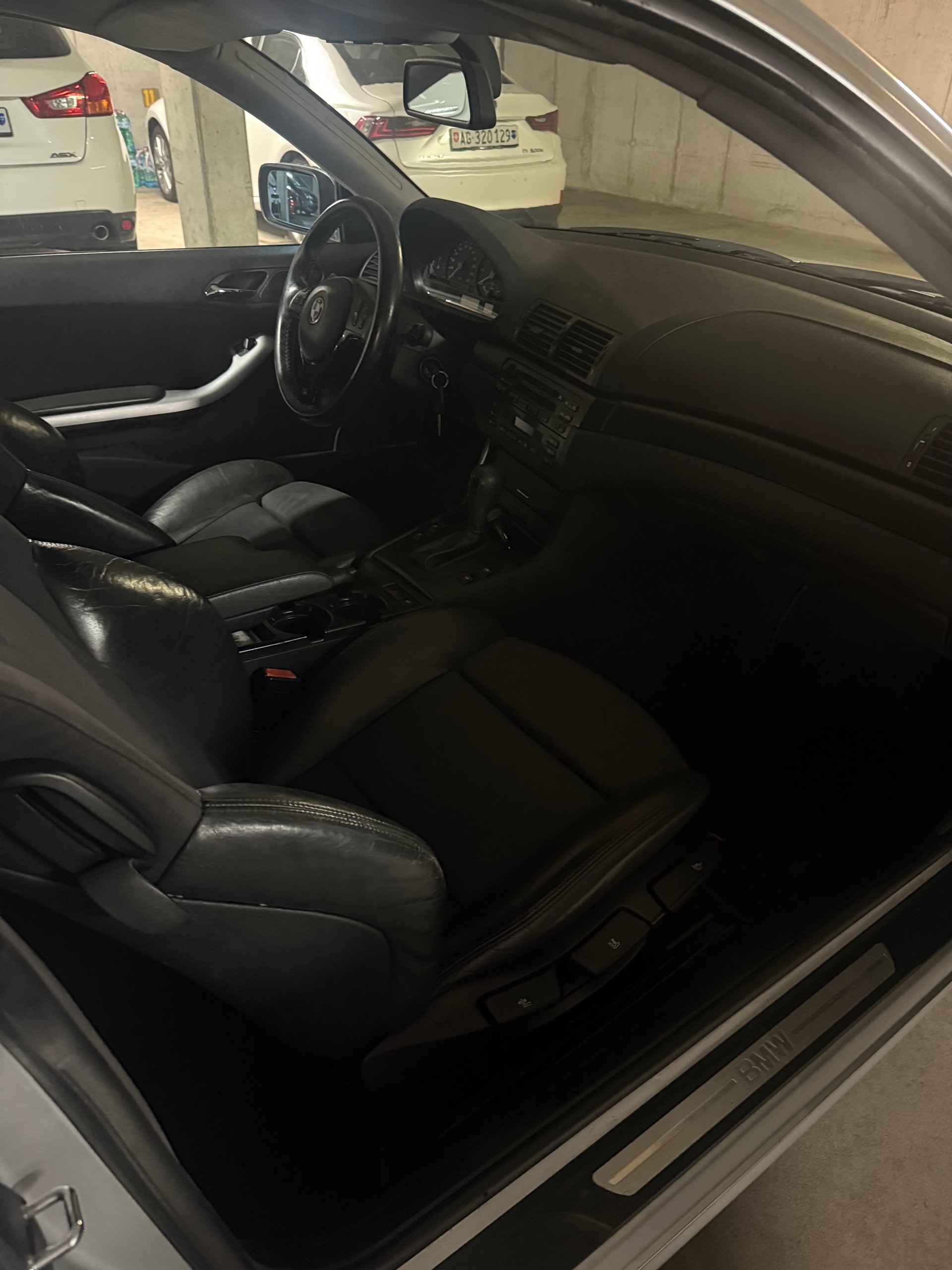 BMW 320Ci-image-4