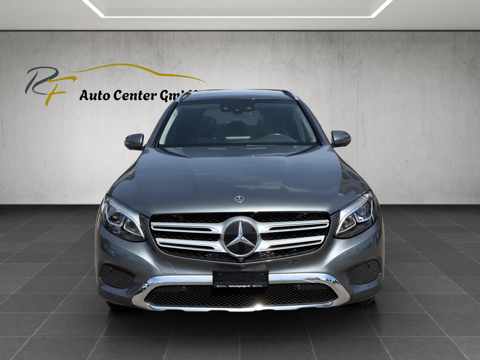 MERCEDES-BENZ GLC 250 AMG Line 4Matic 9G-Tronic-image-0