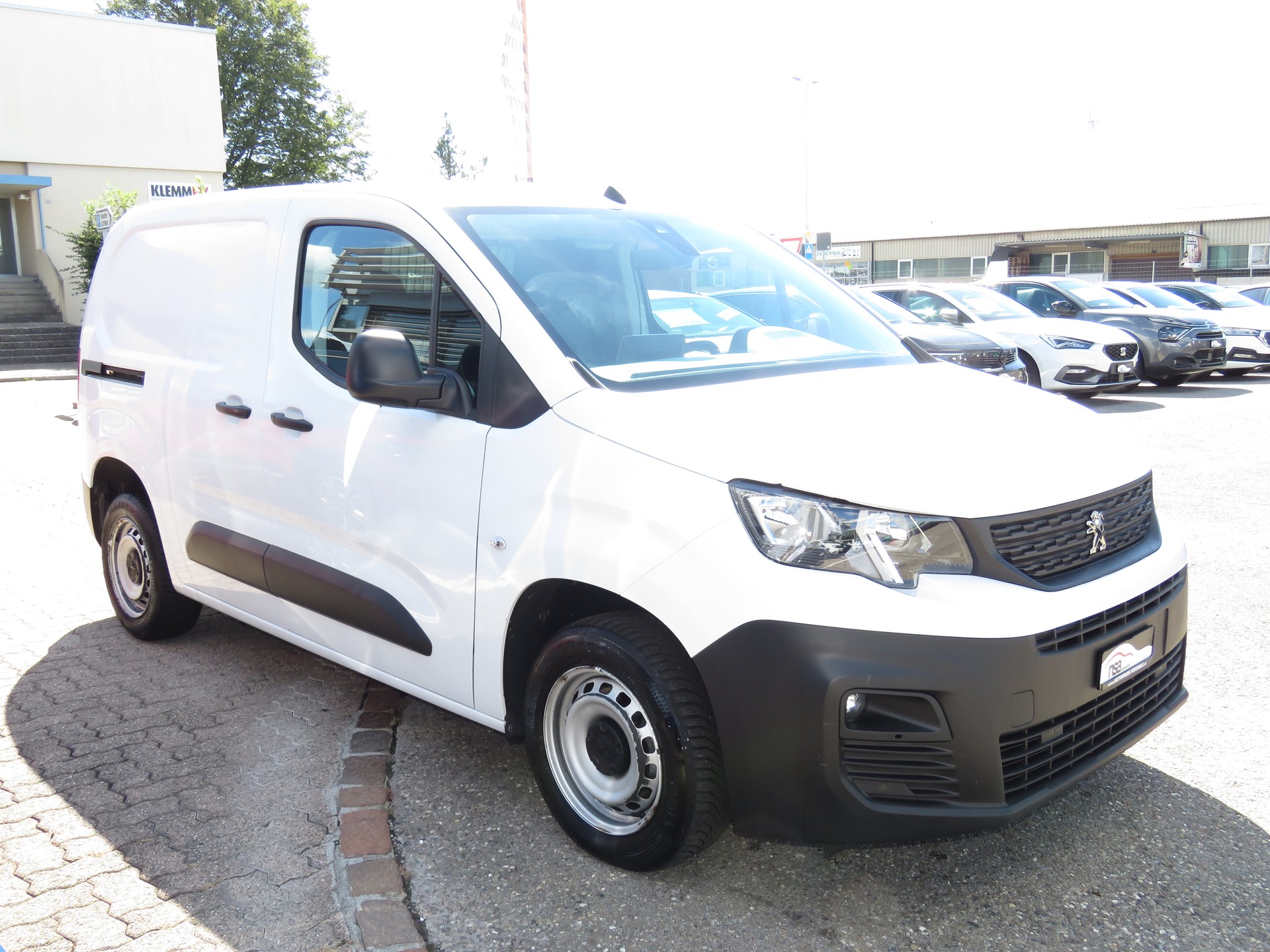 PEUGEOT Partner 1.5 Blue HDi s/s Premium 650kg-image-2