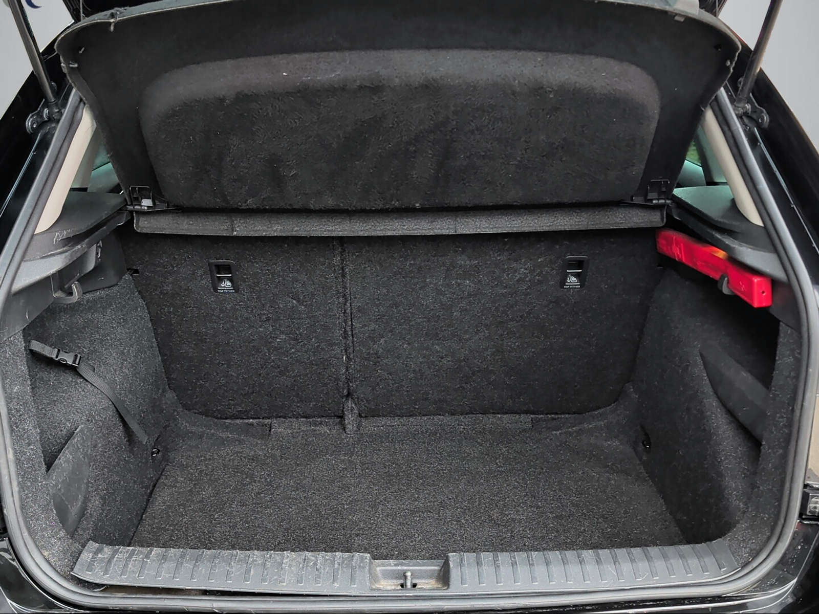 SKODA Kamiq 1.0 TSI Ambition-image-8
