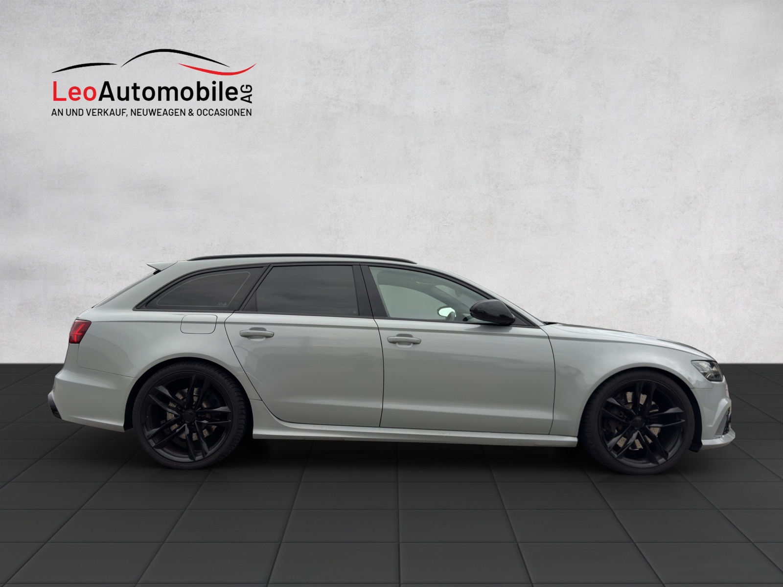 AUDI RS6 Avant 4.0 TFSI V8 quattro Tiptronic-image-4