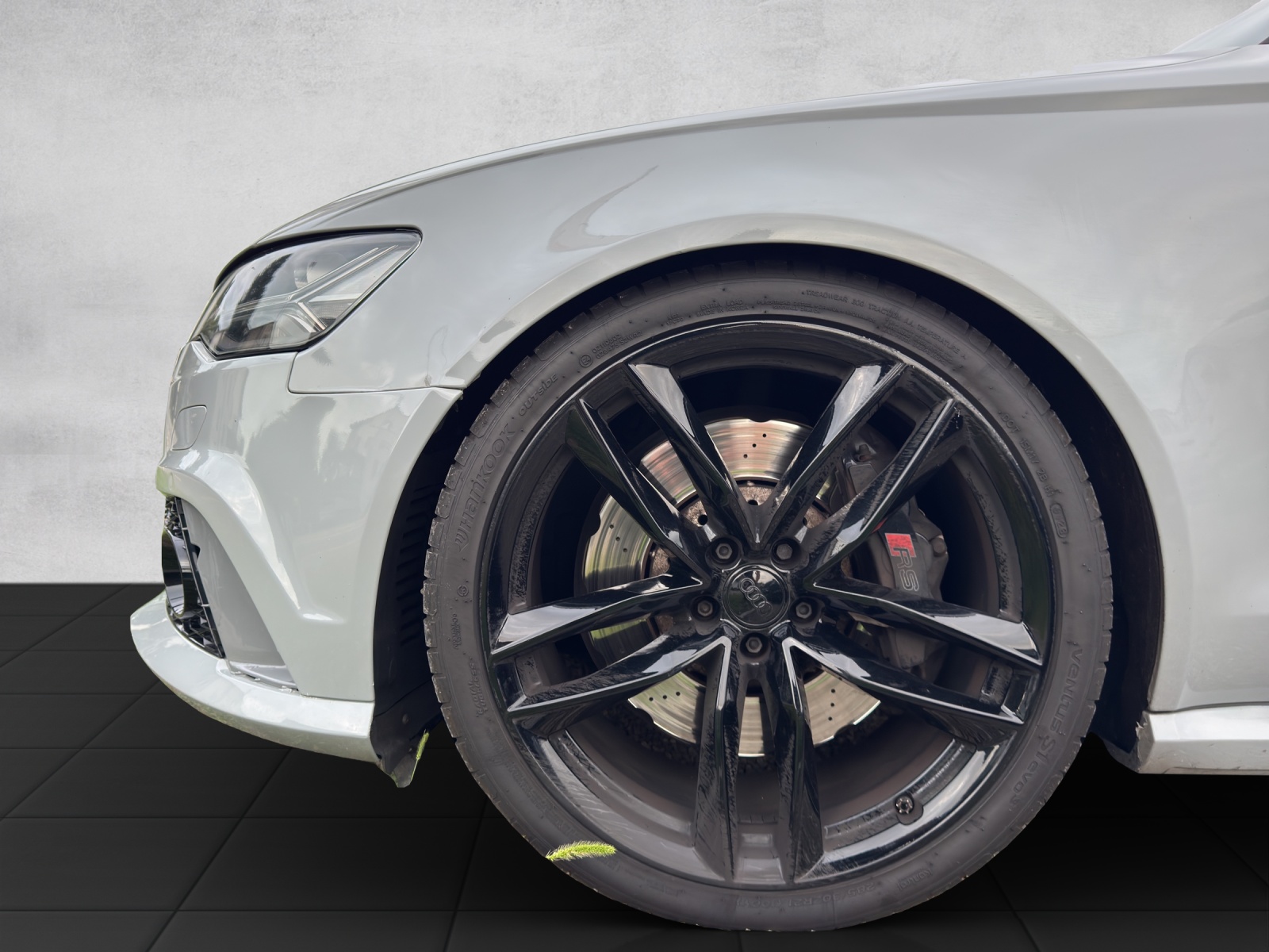 AUDI RS6 Avant 4.0 TFSI V8 quattro Tiptronic-image-19