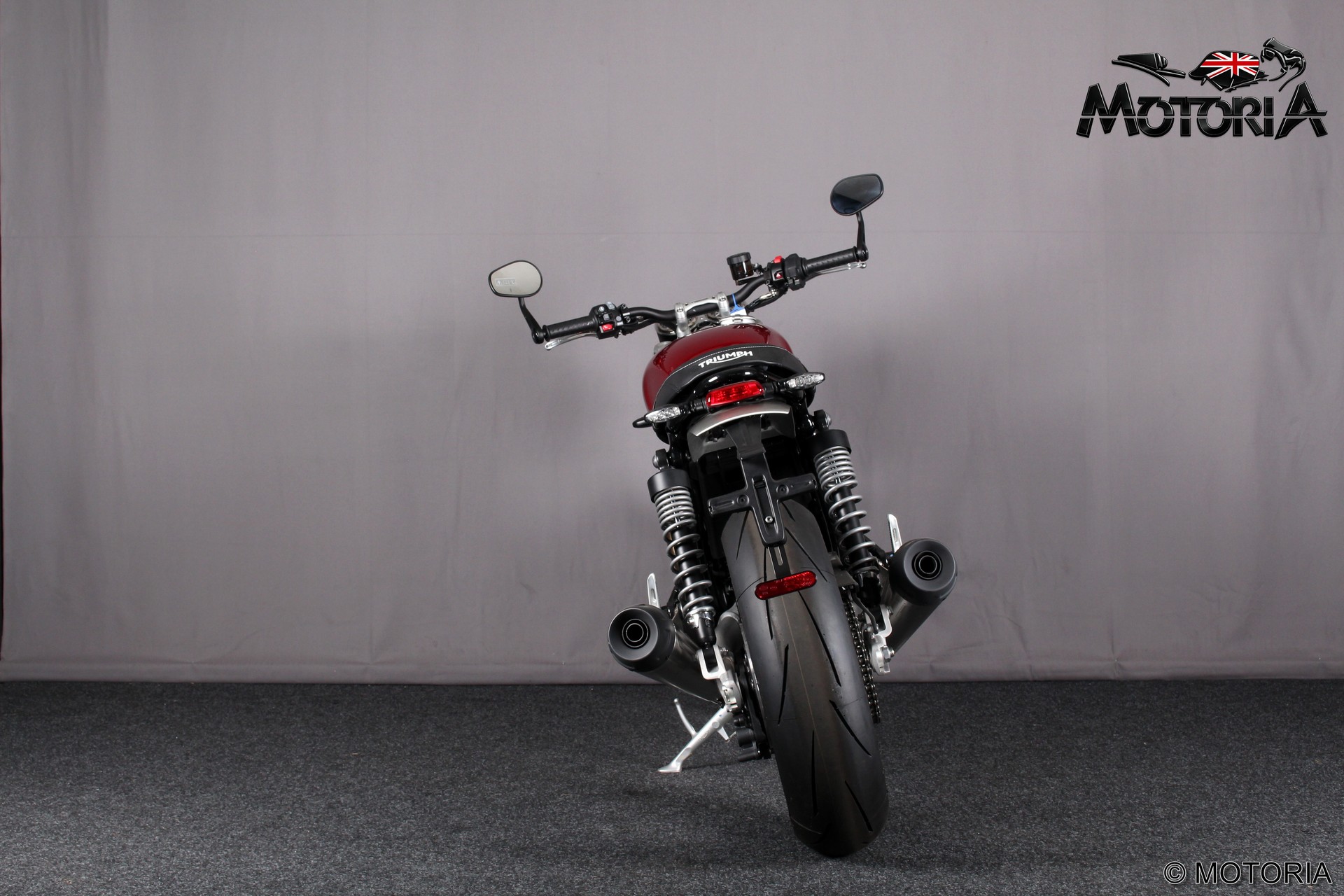 TRIUMPH Speed Twin 1200-showroom-element-3