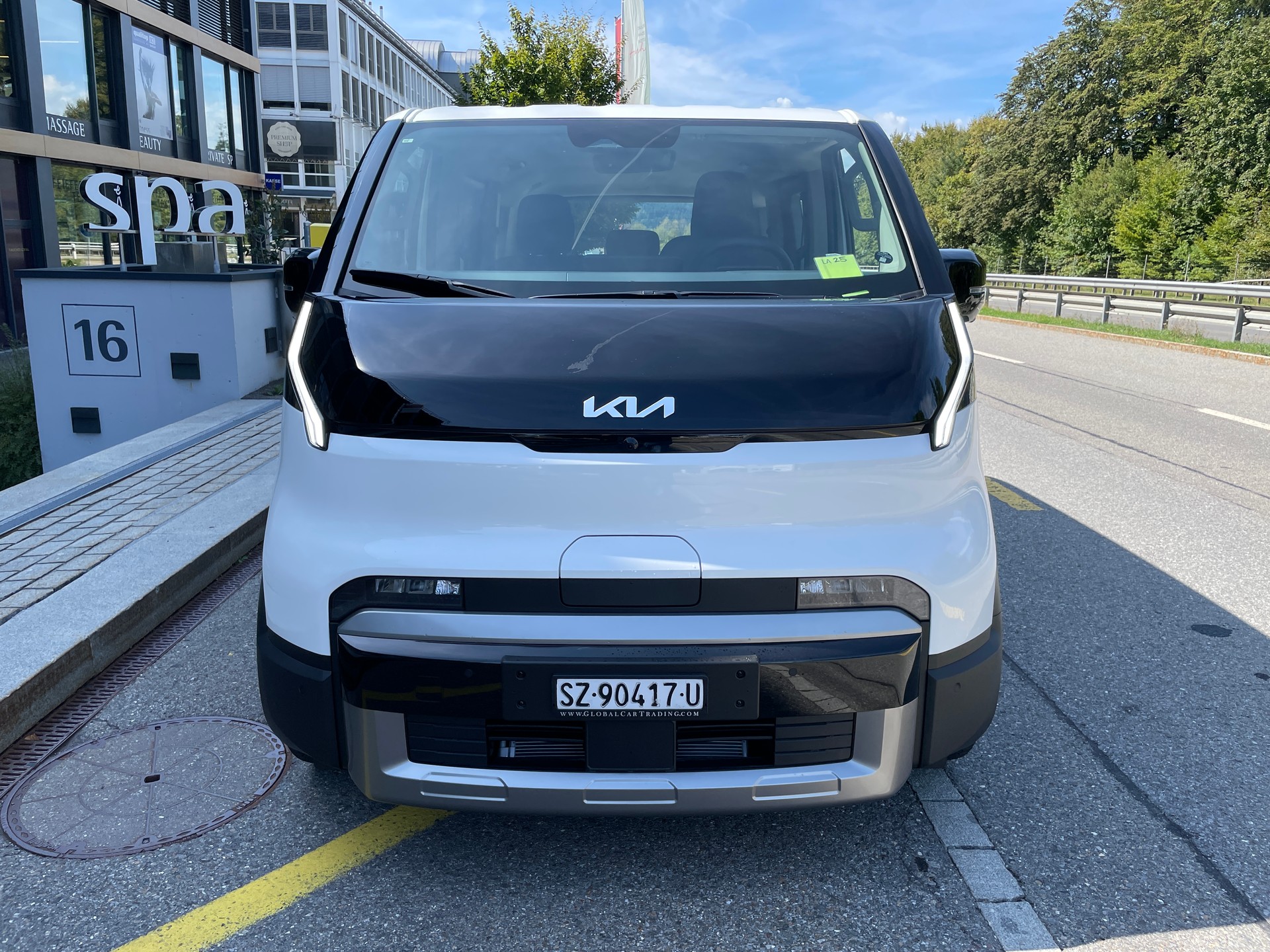 KIA PV5 71.2 kWh Elite mit Elite Pack und Wärmepumpe-showroom-element-1