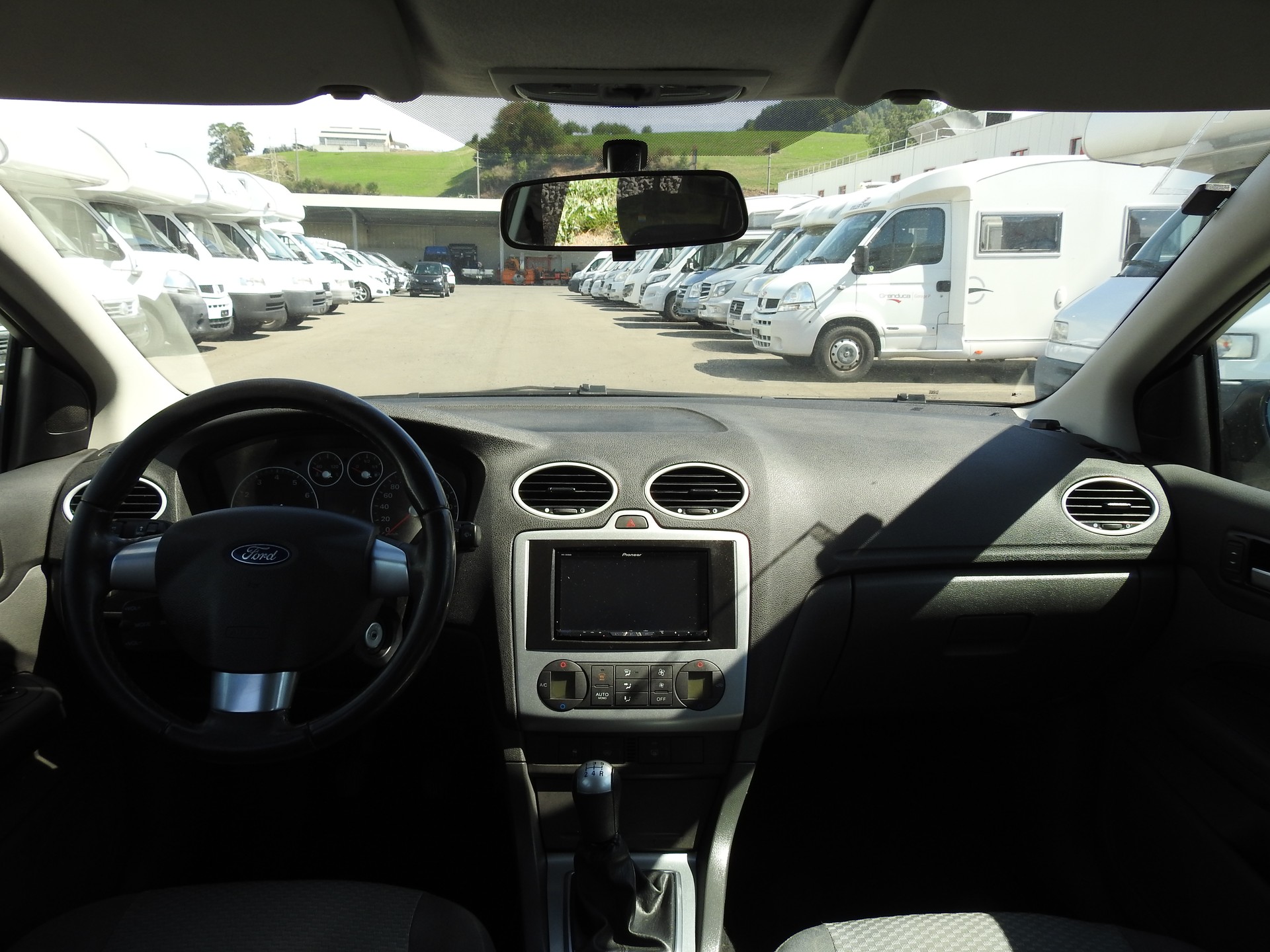 FORD Focus 1.8i Carving-image-16