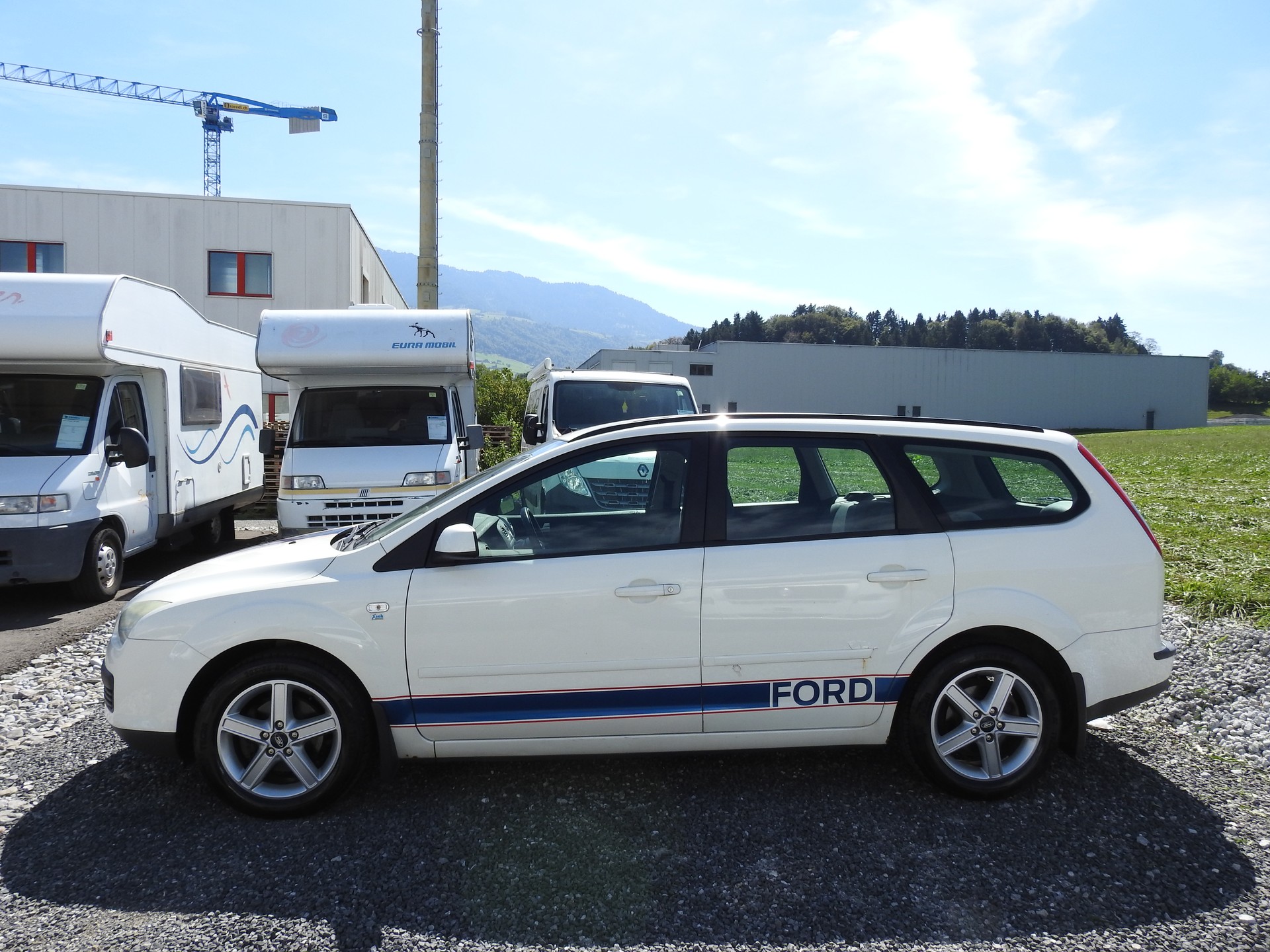 FORD Focus 1.8i Carving-image-2