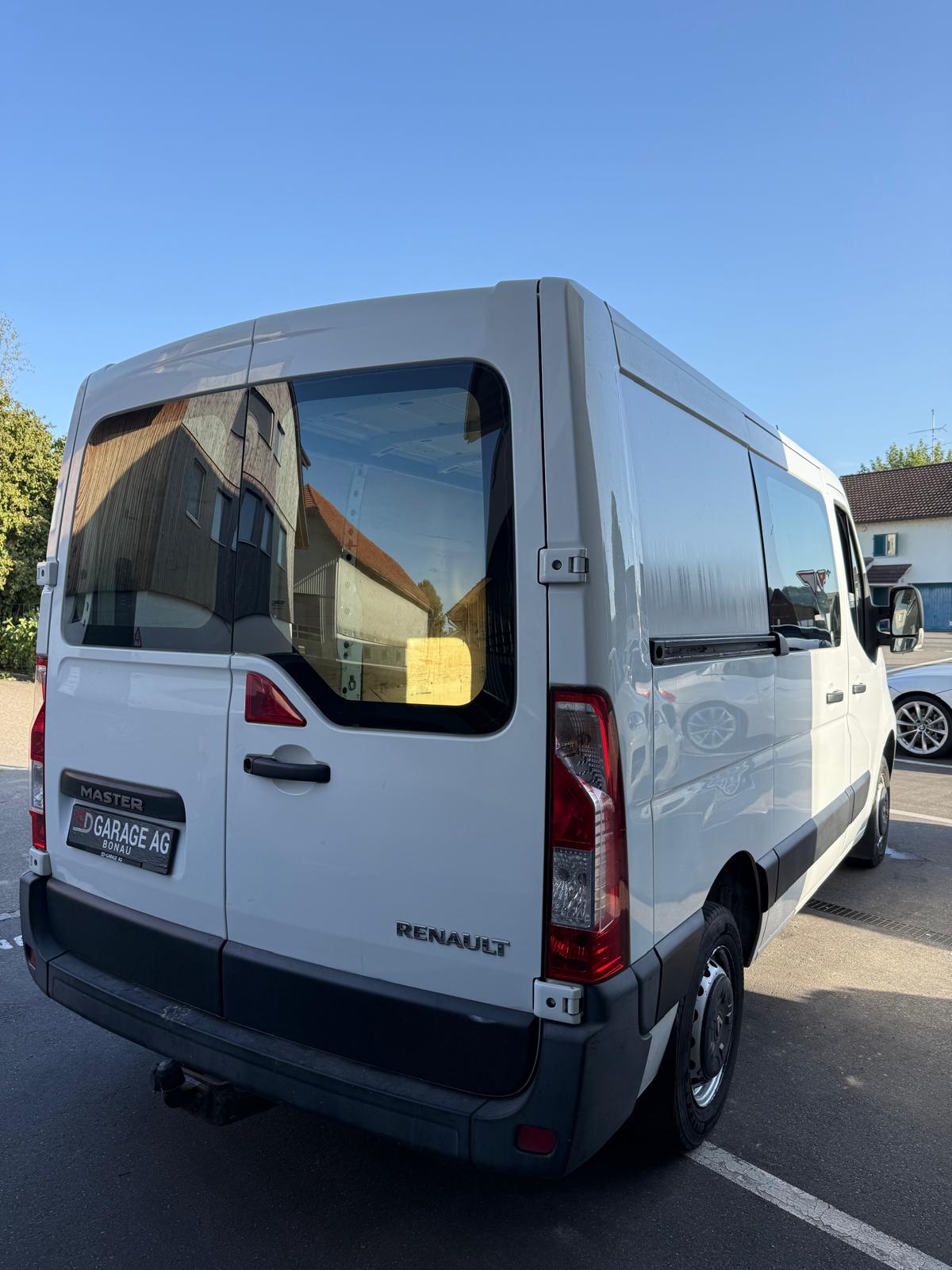 RENAULT Master T33 2.3dCi L1H1-image-3
