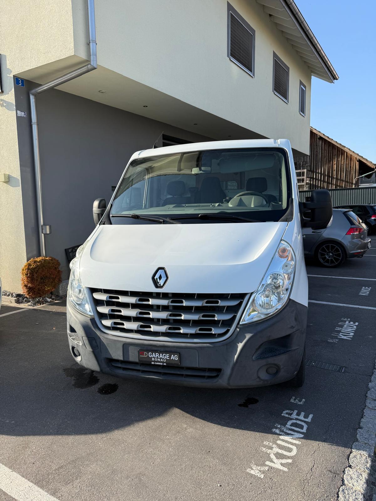 RENAULT Master T33 2.3dCi L1H1-image-1