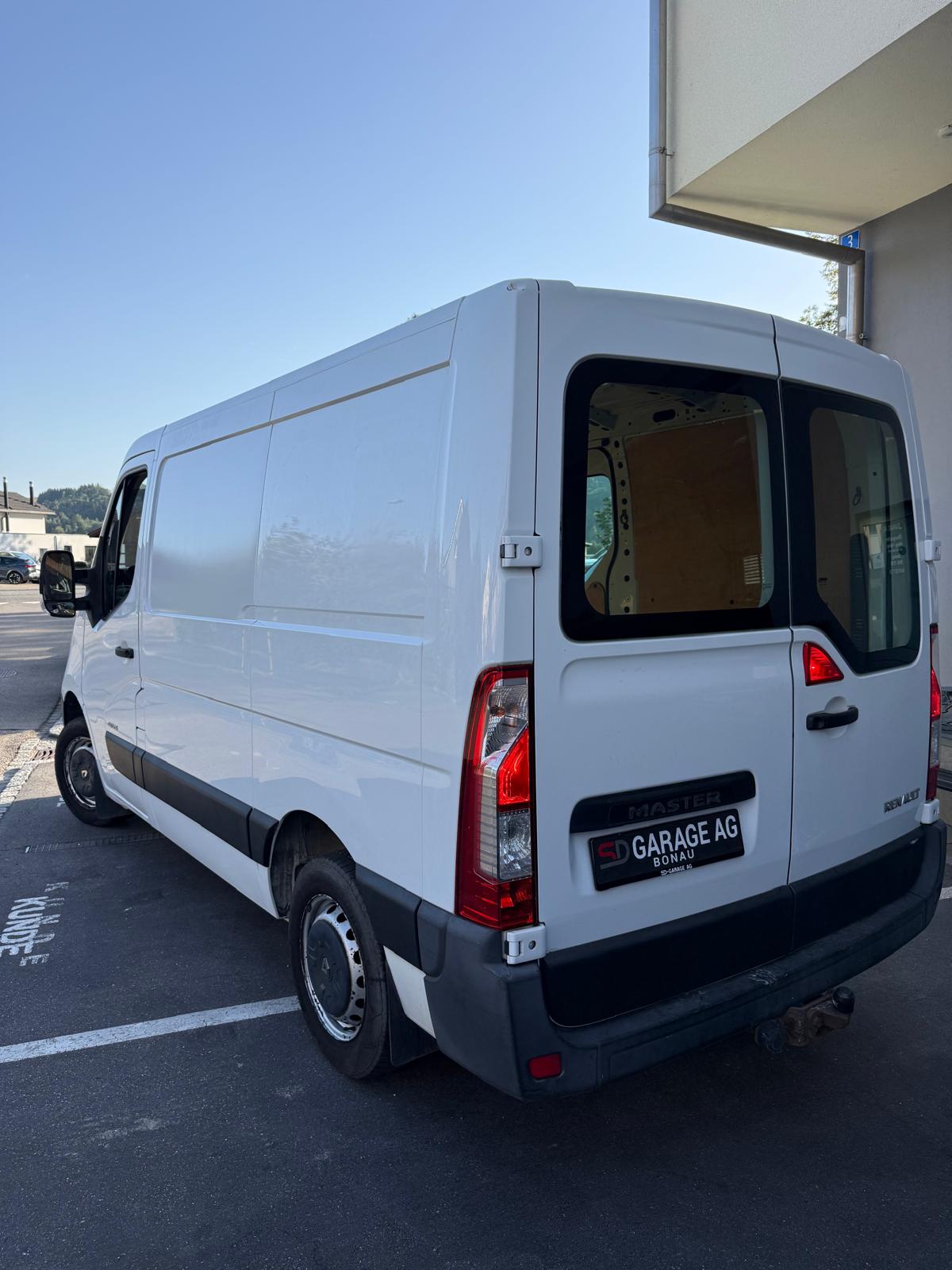 RENAULT Master T33 2.3dCi L1H1-image-5