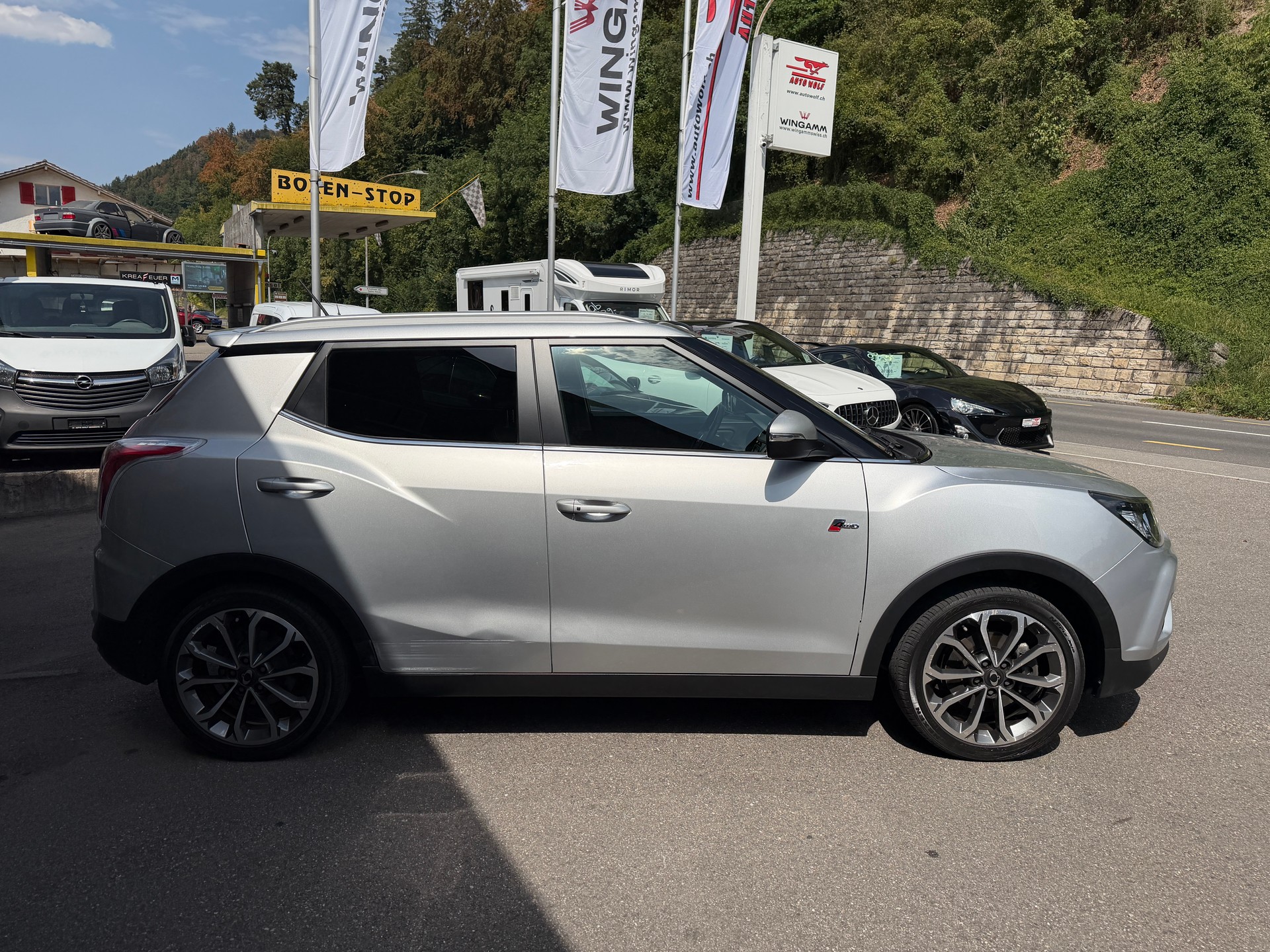 KGM-SsangYong Tivoli 1.6 e-XGi Sapphire 4WD Automatic-image-5