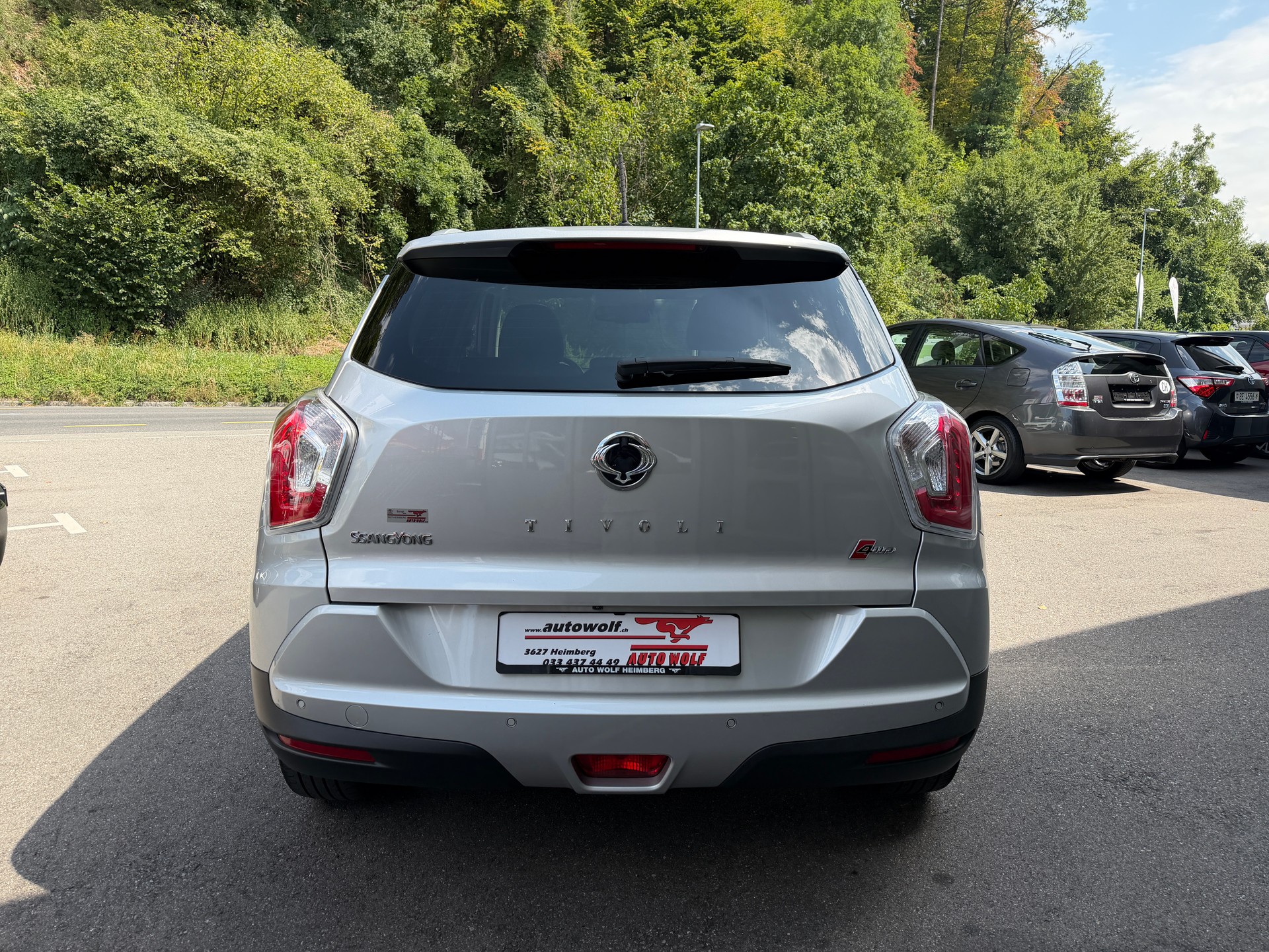 KGM-SsangYong Tivoli 1.6 e-XGi Sapphire 4WD Automatic-image-3