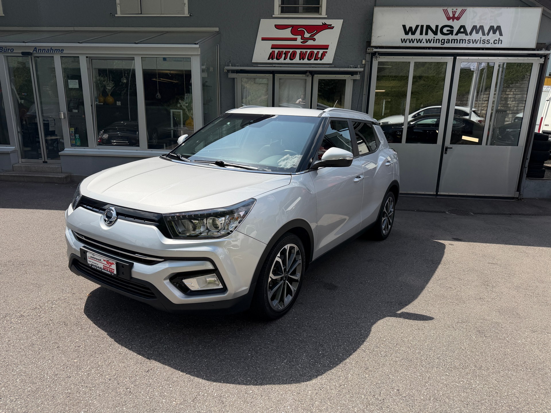 KGM-SsangYong Tivoli 1.6 e-XGi Sapphire 4WD Automatic-image-0