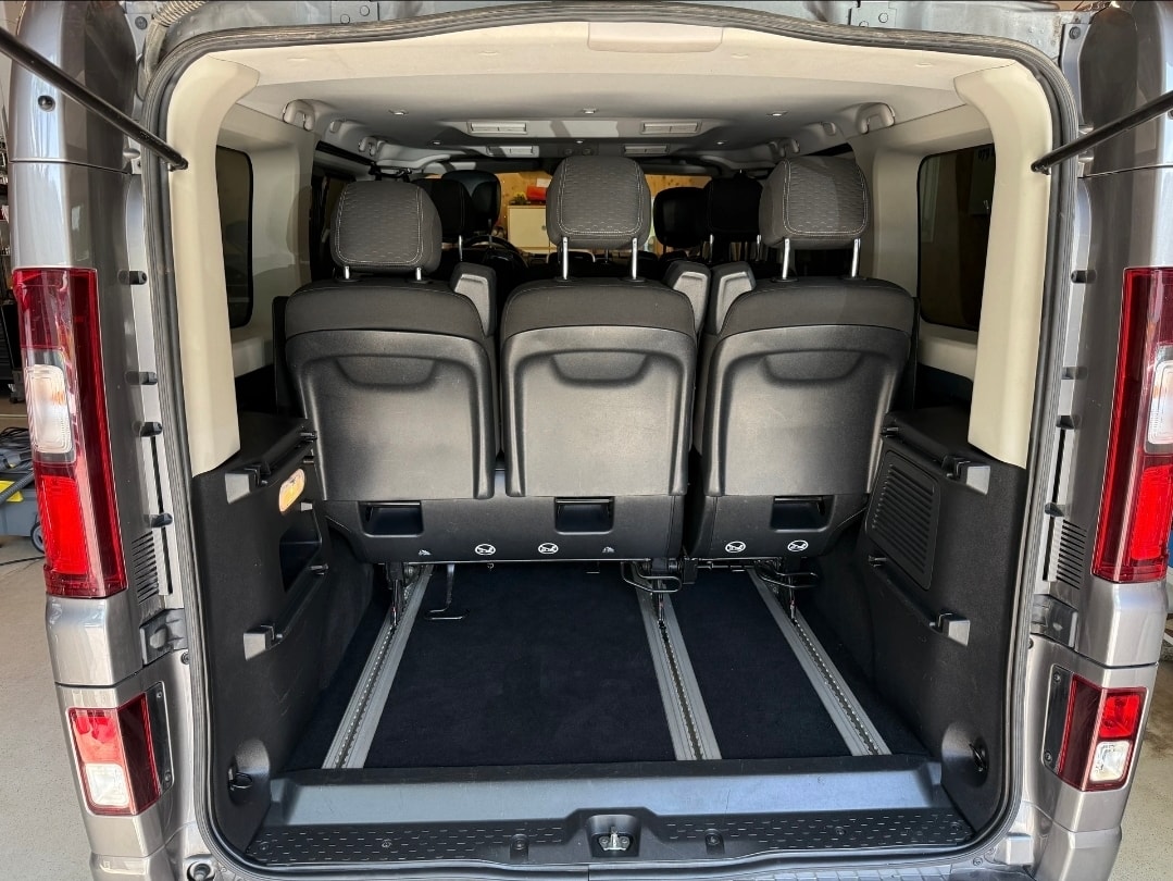 OPEL Vivaro 1.6CDTI Tourer 2.7t L2H1-image-15