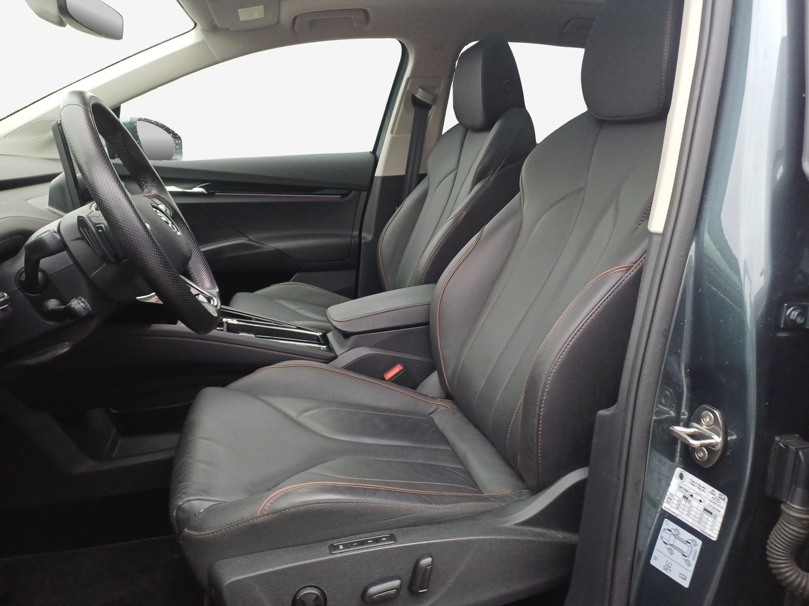 SKODA Enyaq iV 80-image-7