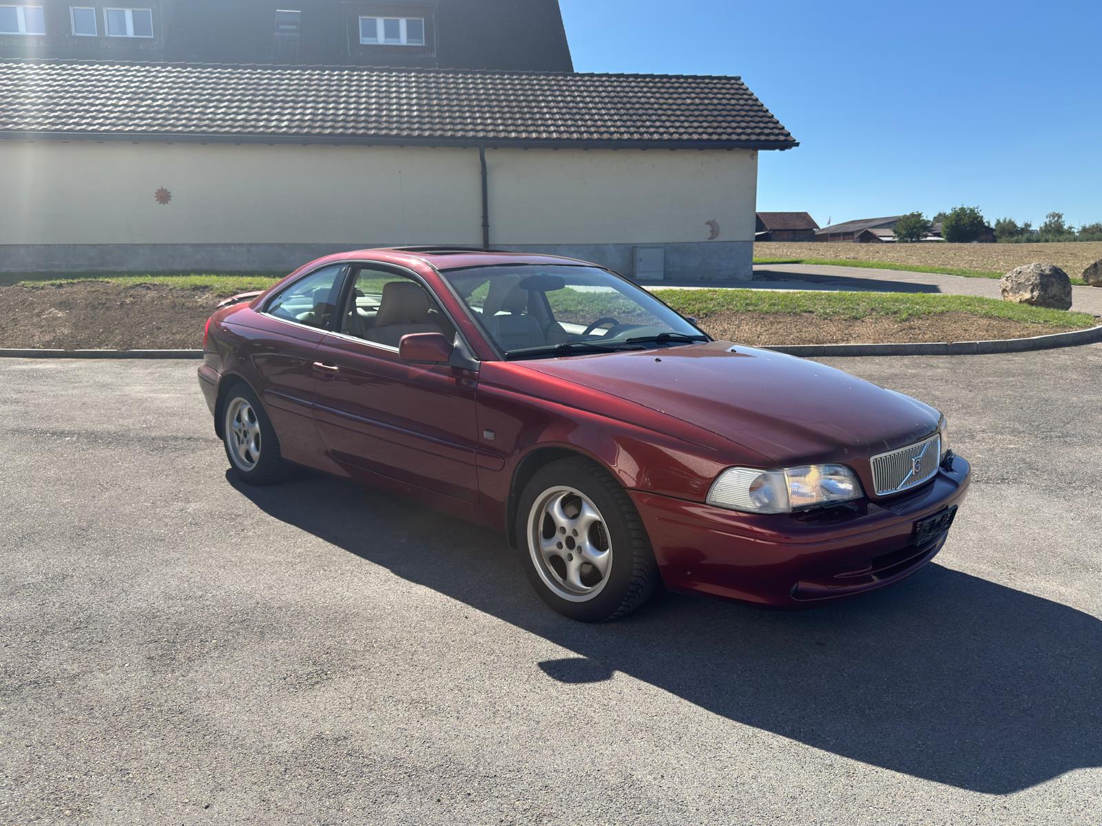 VOLVO C70 T5-image-8