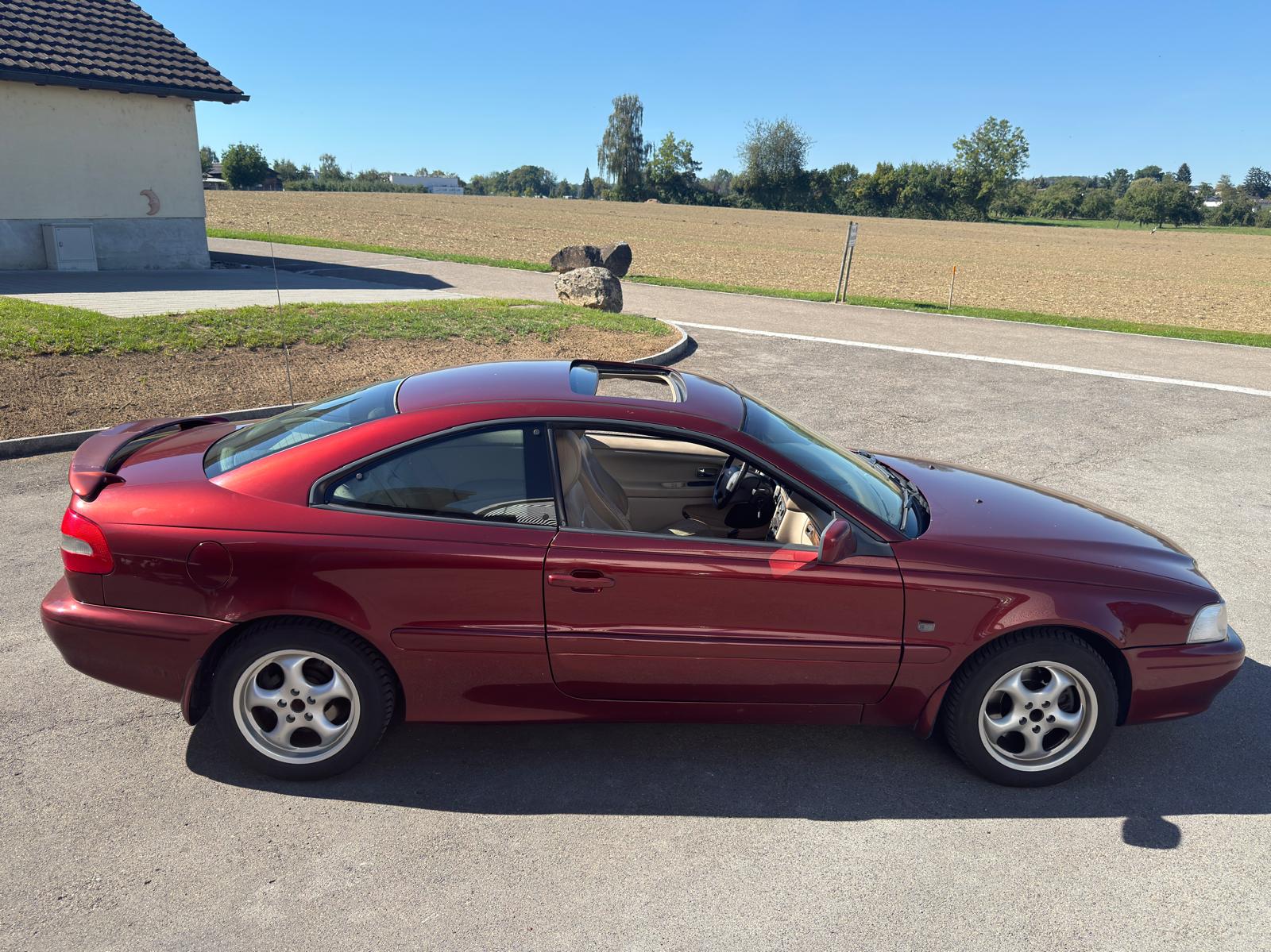 VOLVO C70 T5-image-14