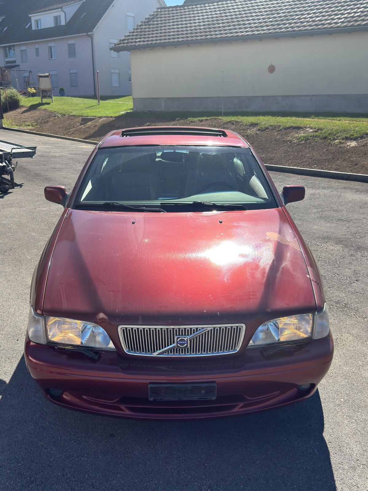 VOLVO C70 T5-image-2