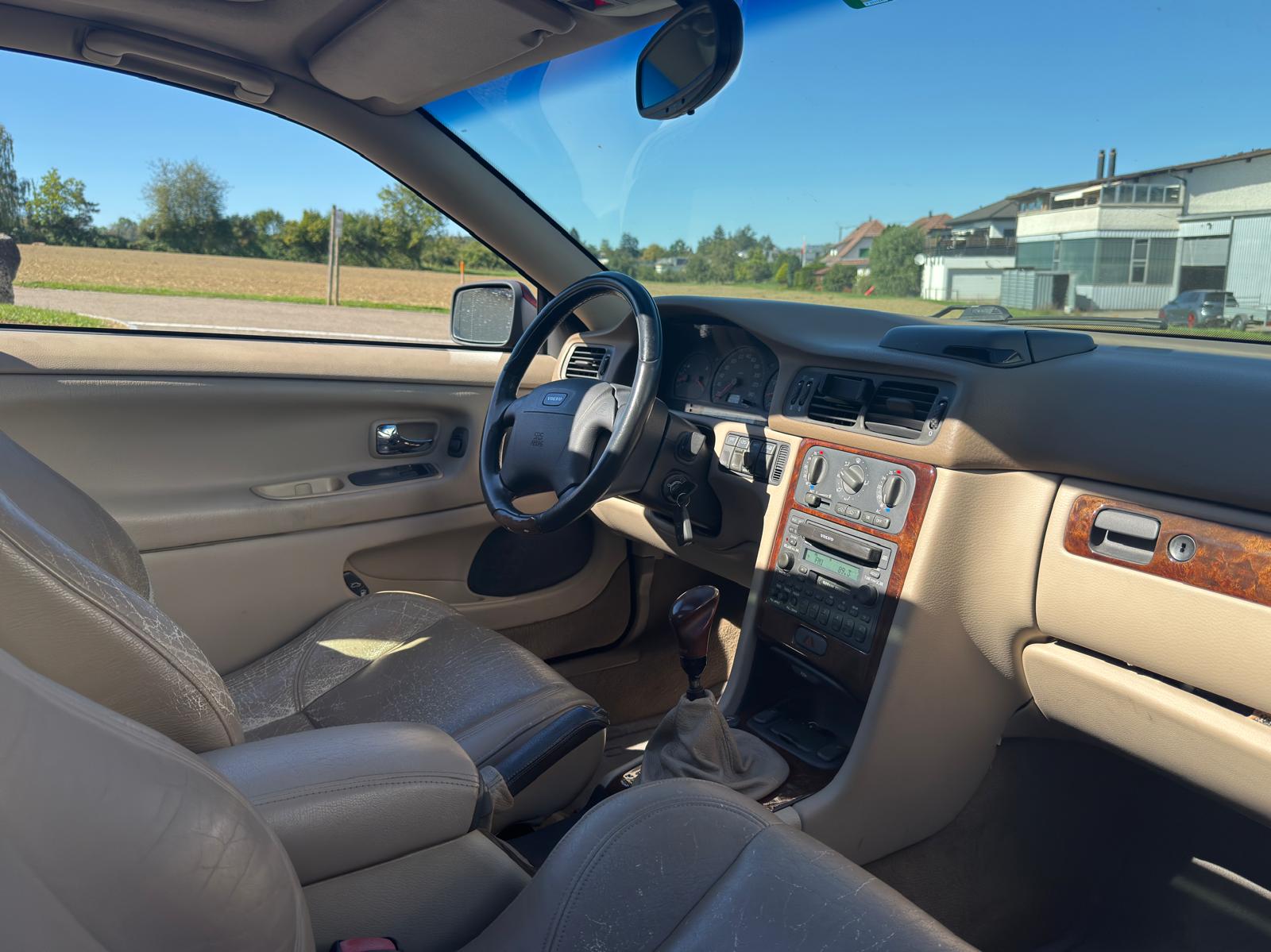 VOLVO C70 T5-image-15