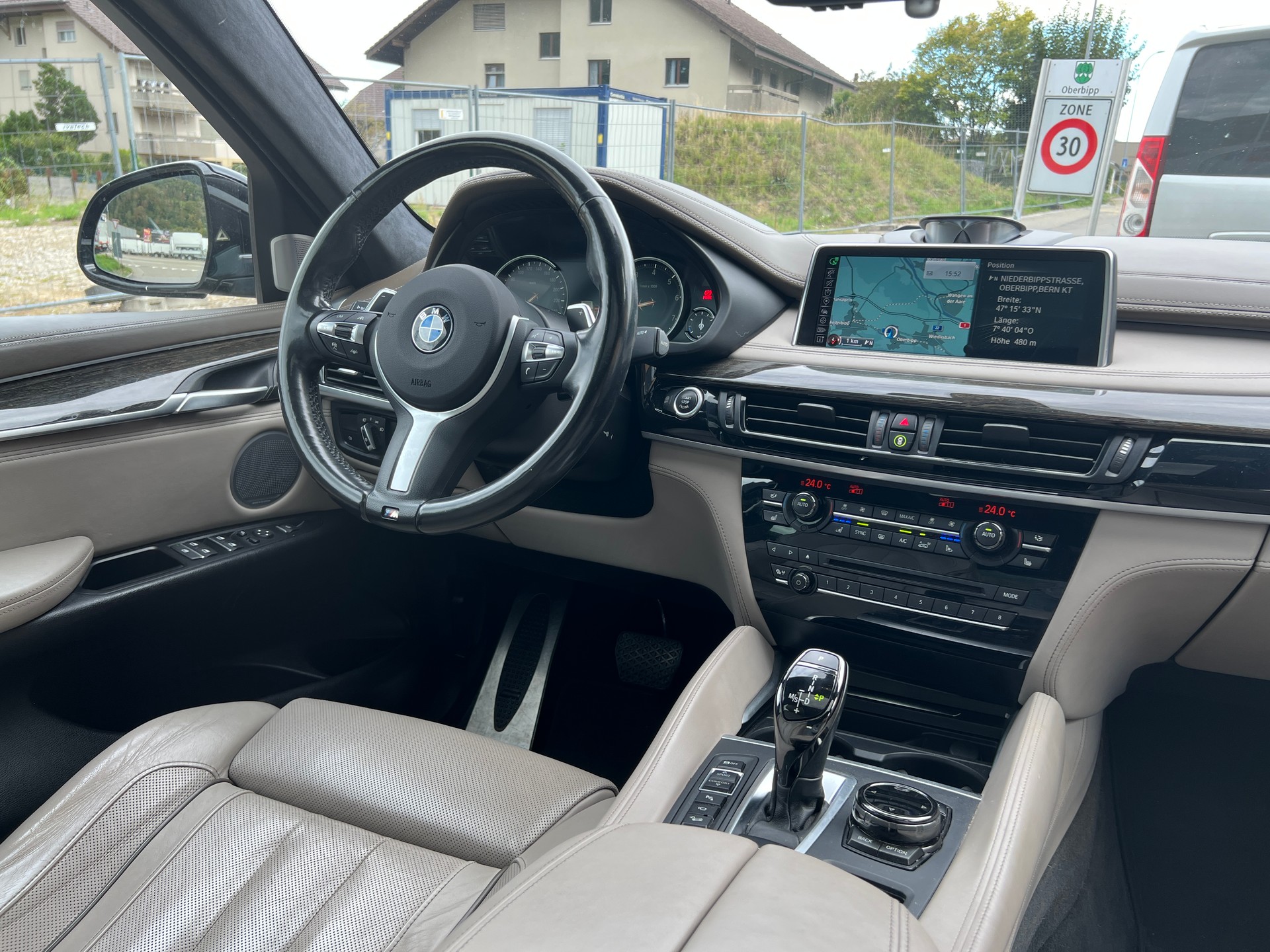 BMW X6 xDrive 50i Steptronic-image-6