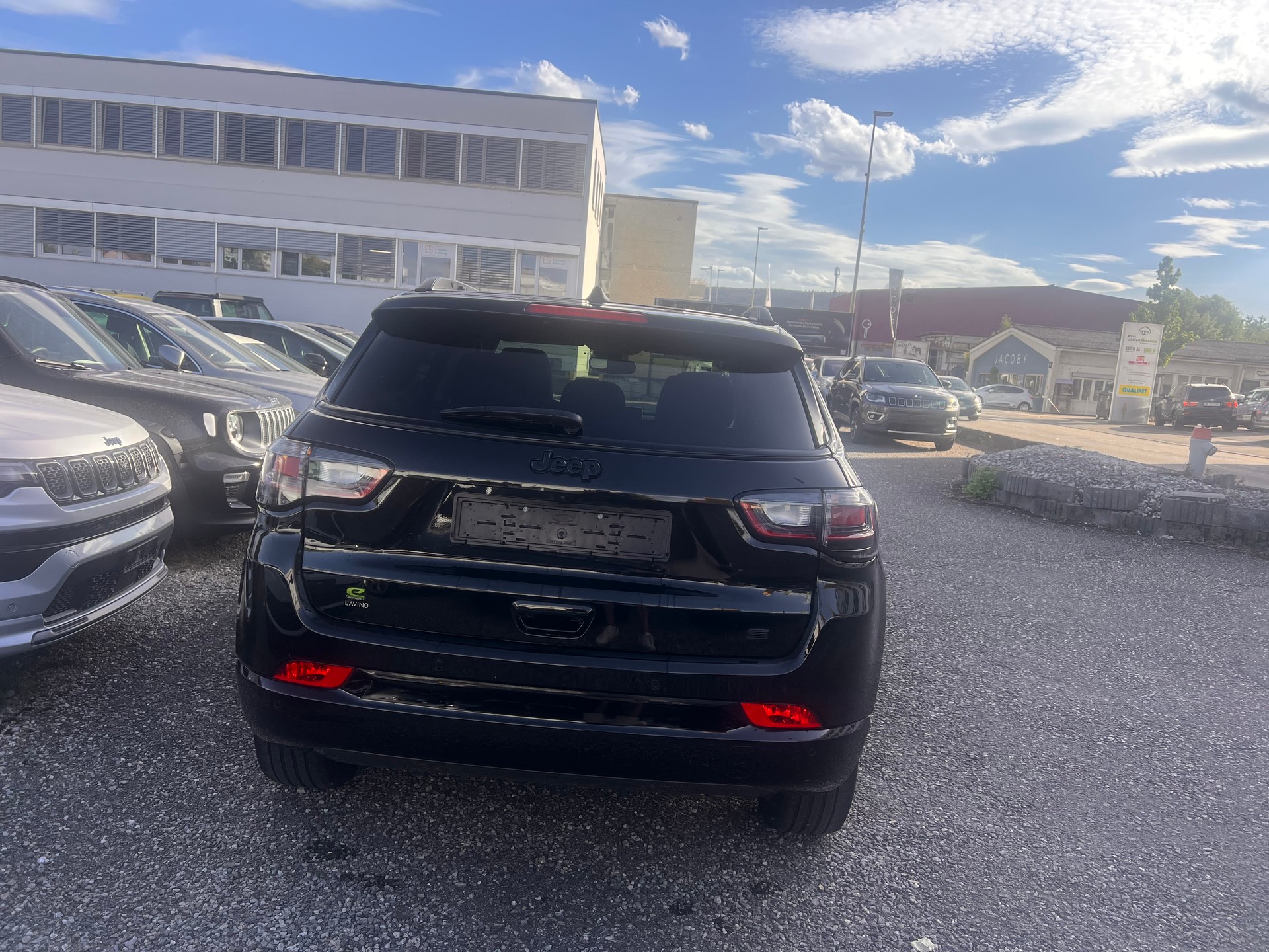 JEEP Compass 4x2 1.5 T MHEV S Plus Sky-image-3